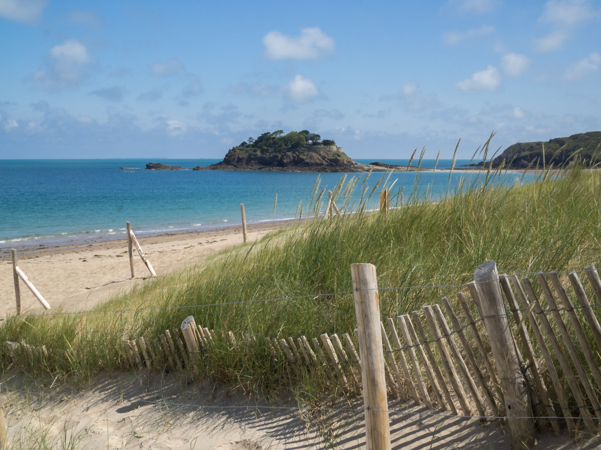 Sand dunes and sea of a Brittany beach