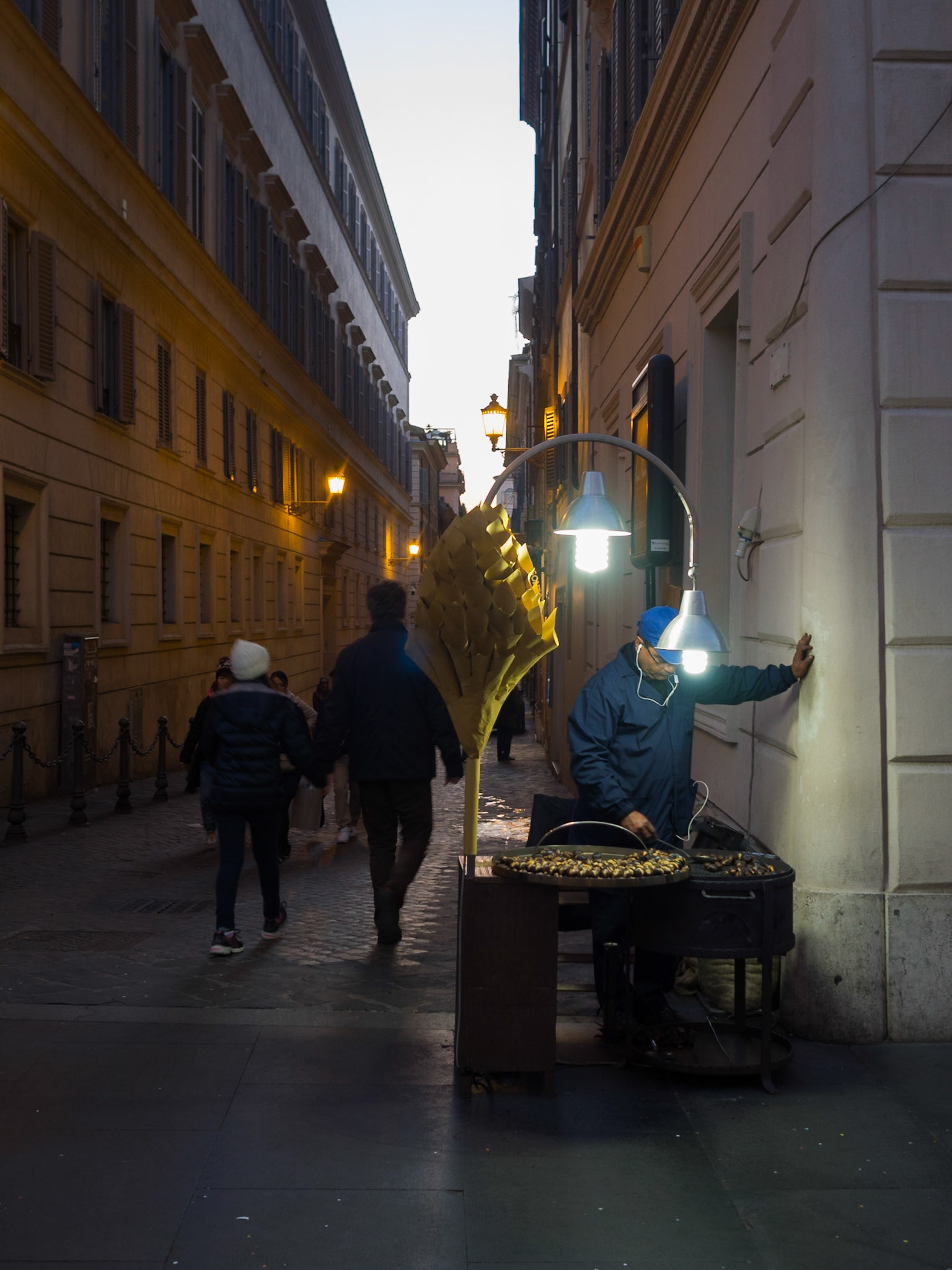 Rome street seller