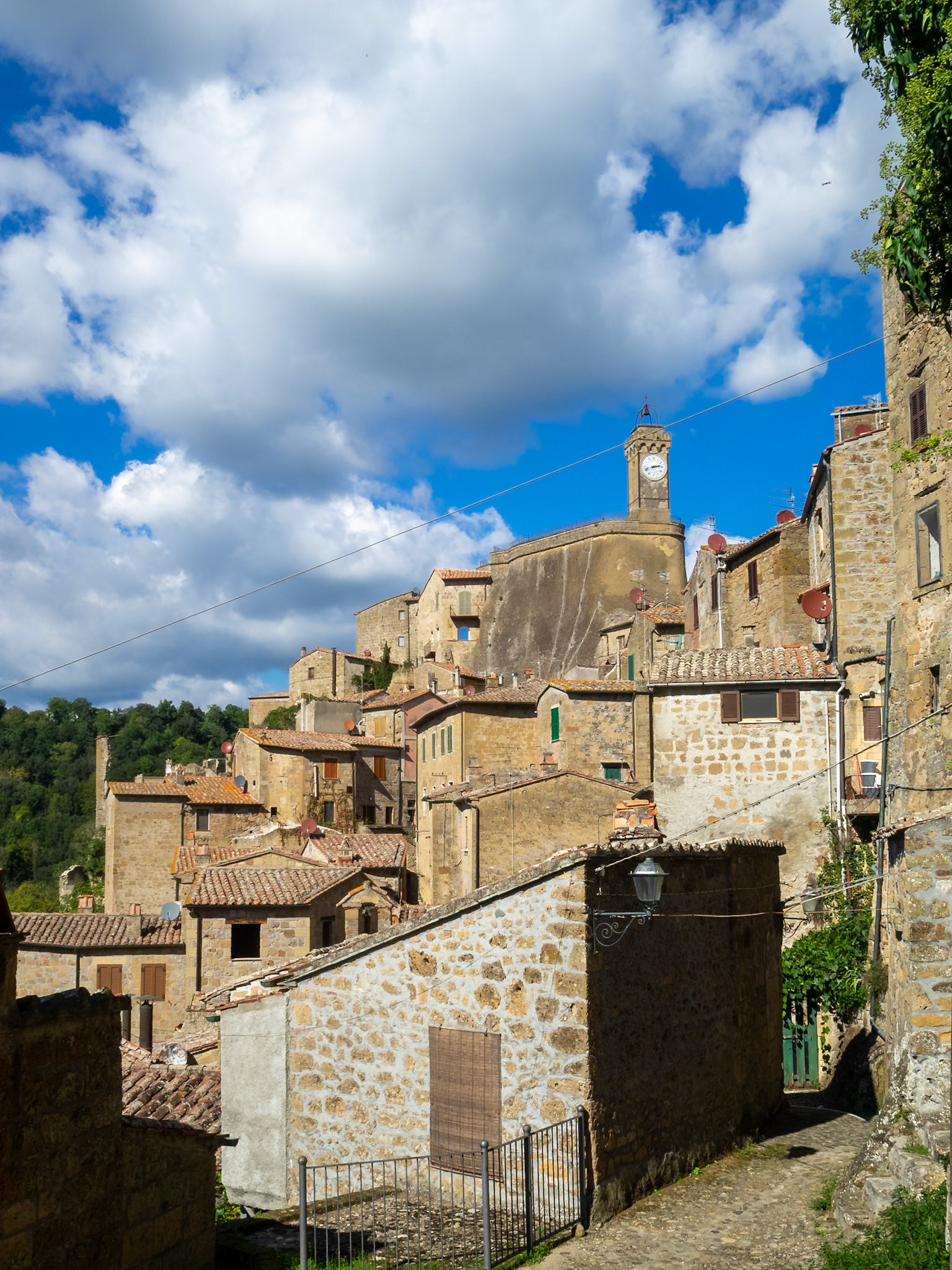 Sorano stone houses below Masso Leopoldino