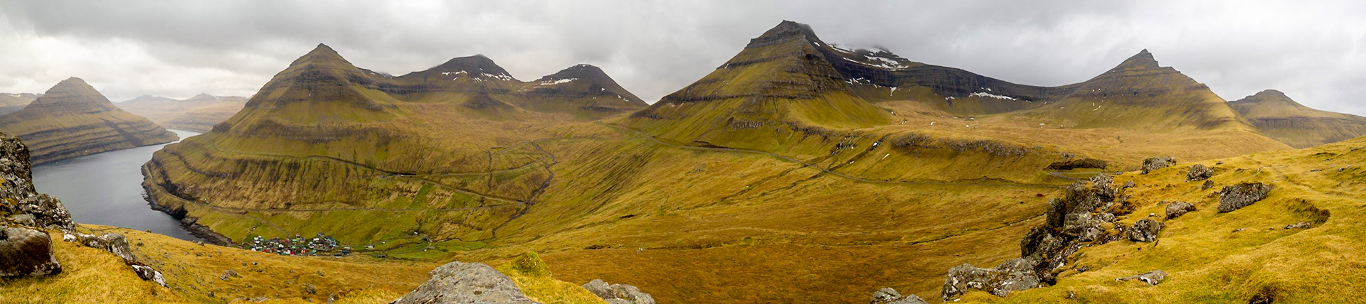 Eysturoy landscape seen from Gongutúrur / Hvithamar trailhead with Funningsfjørður fjord