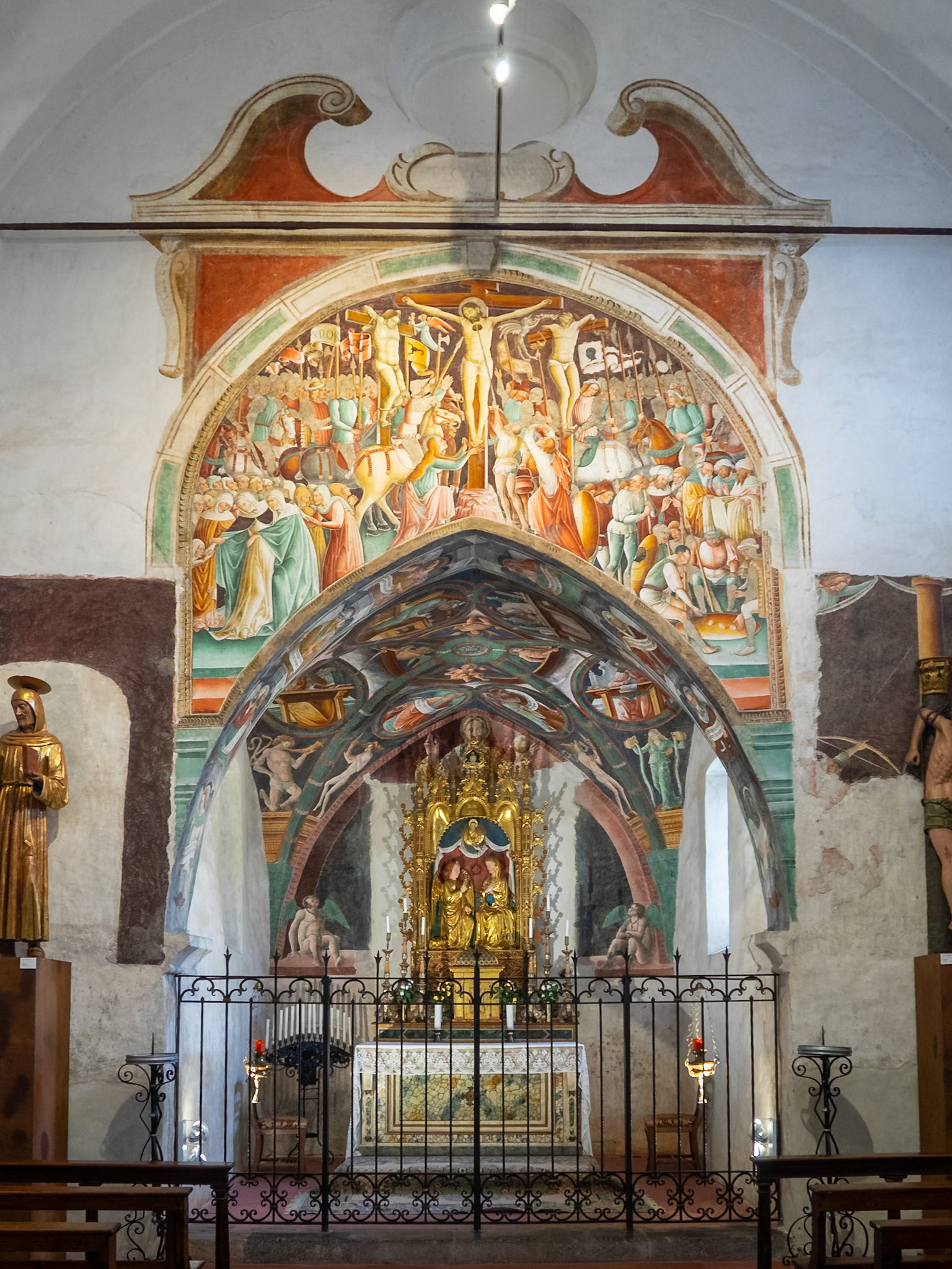 Oratorio dei Disciplini interior fresco, Clusone