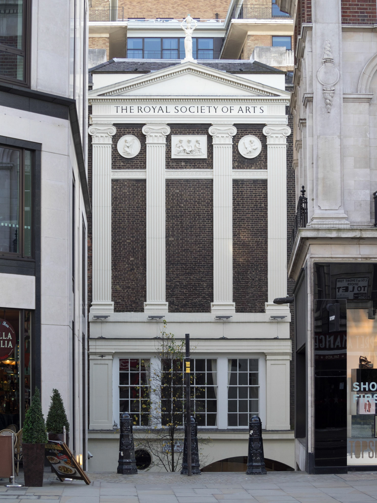 The Royal Society of Arts building facade