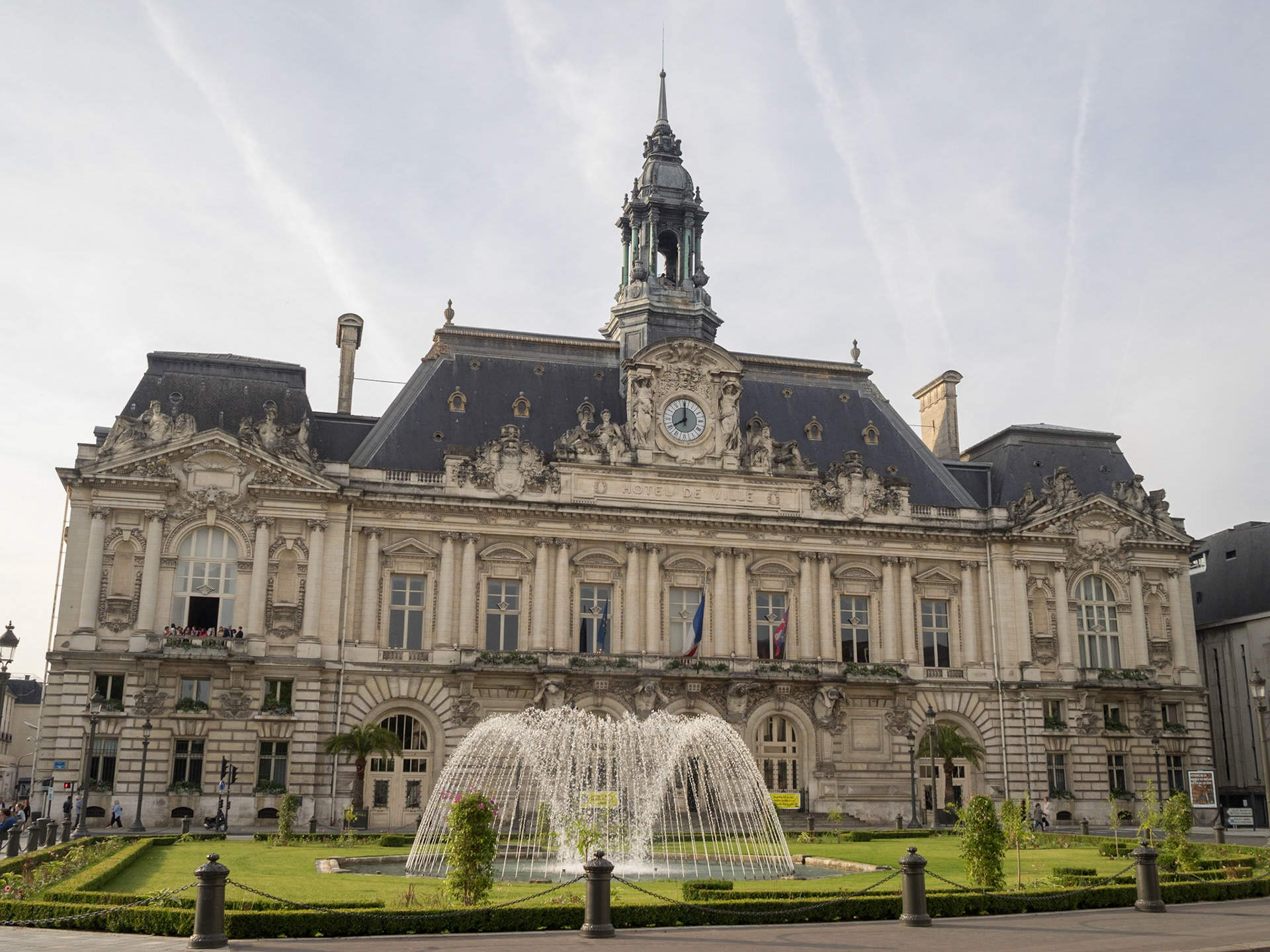 Tours city council building
