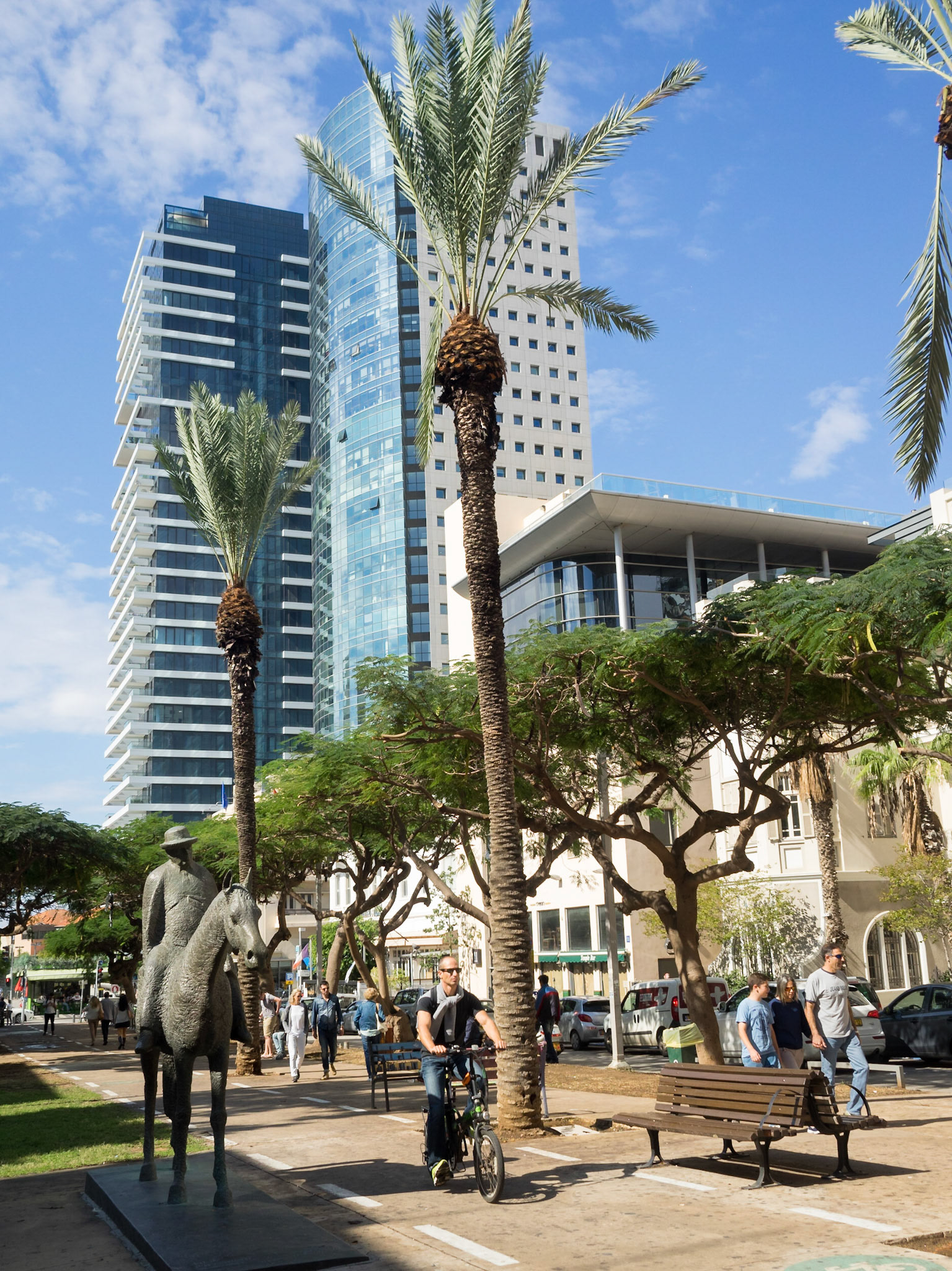 Tel Aviv Rothschild Boulevard