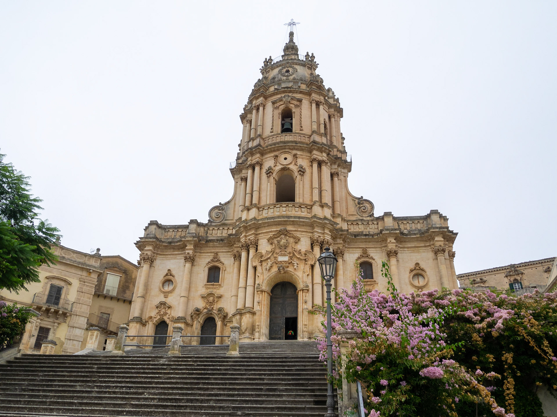 Facade and staircase of the Duomo di San Giorgio, Modica