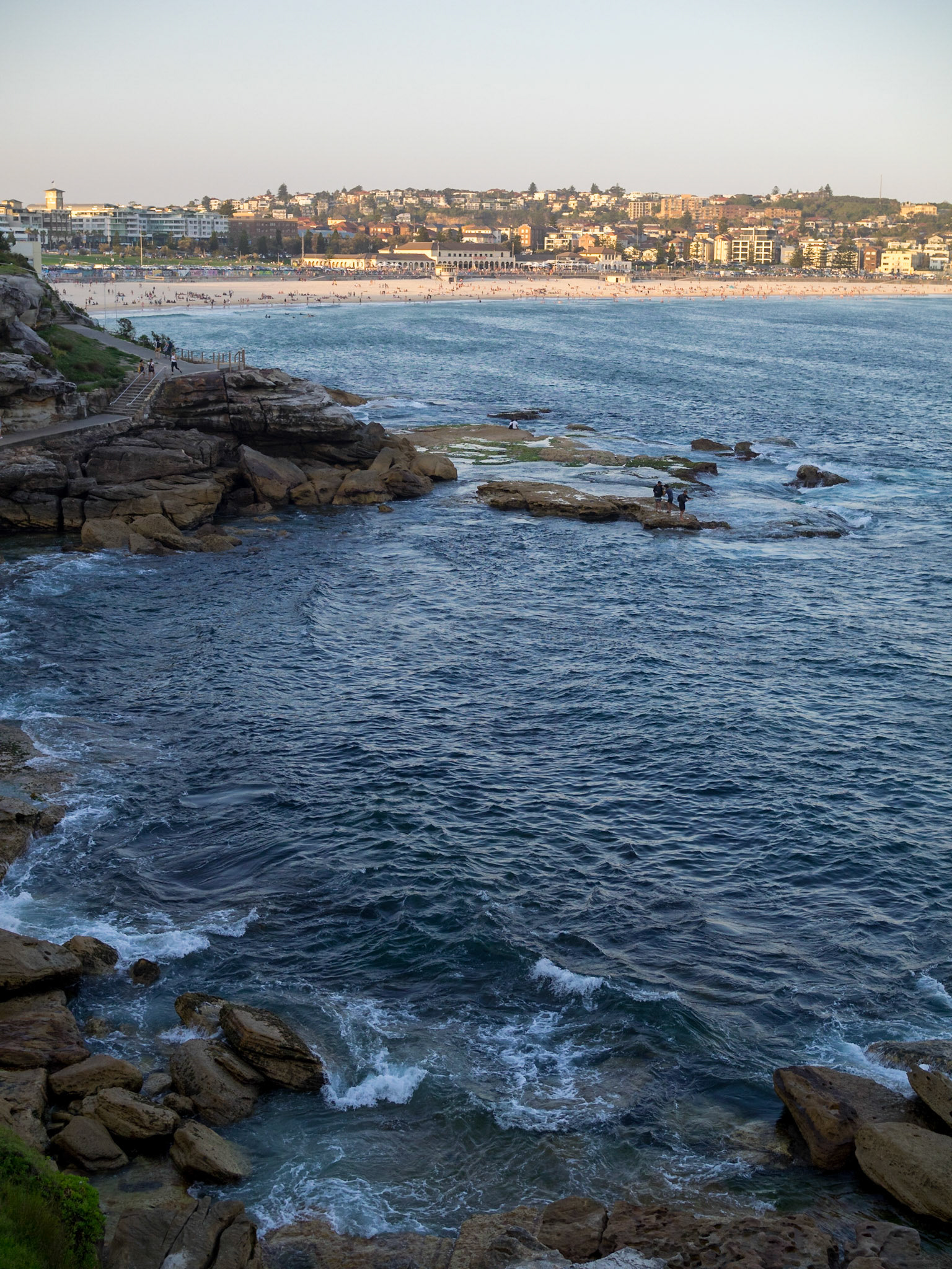 Seashore with Bondi Beach in background at the end of the day