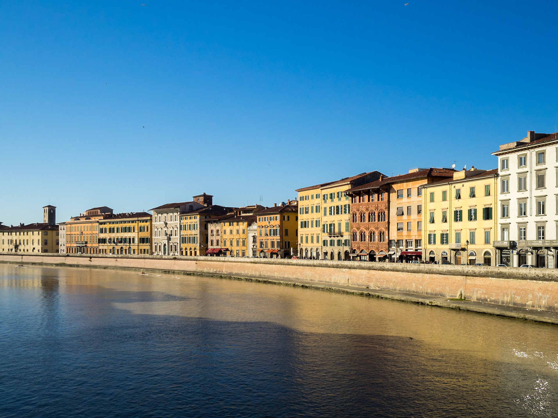 Arno riverside buildings