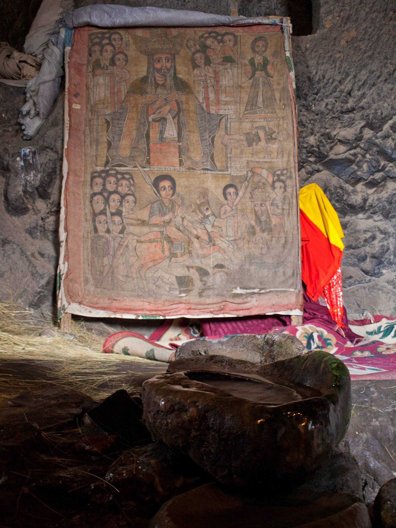 Na'Akutu La'Ab church in Lalibela - old painting