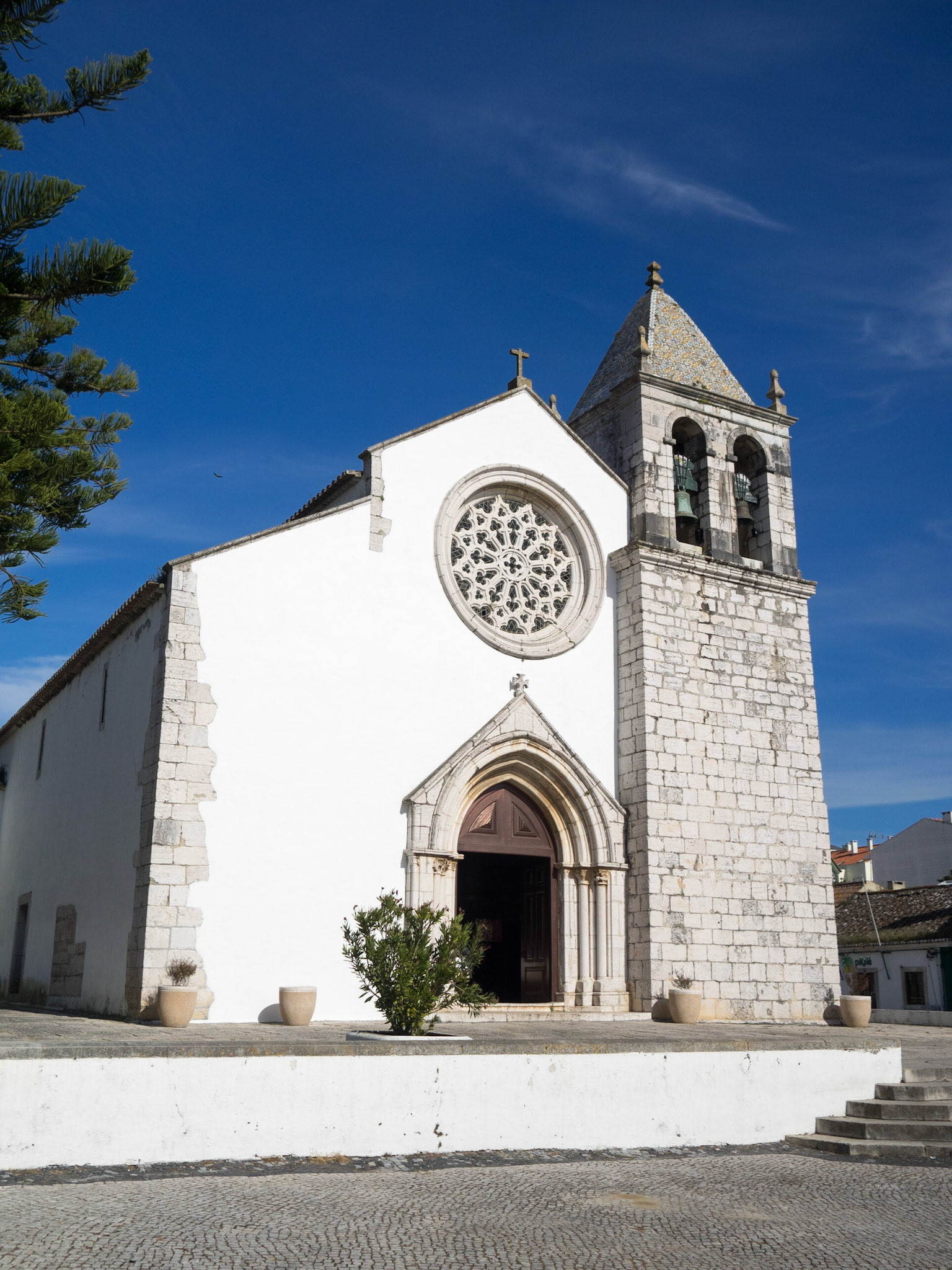 Alcochete parish church