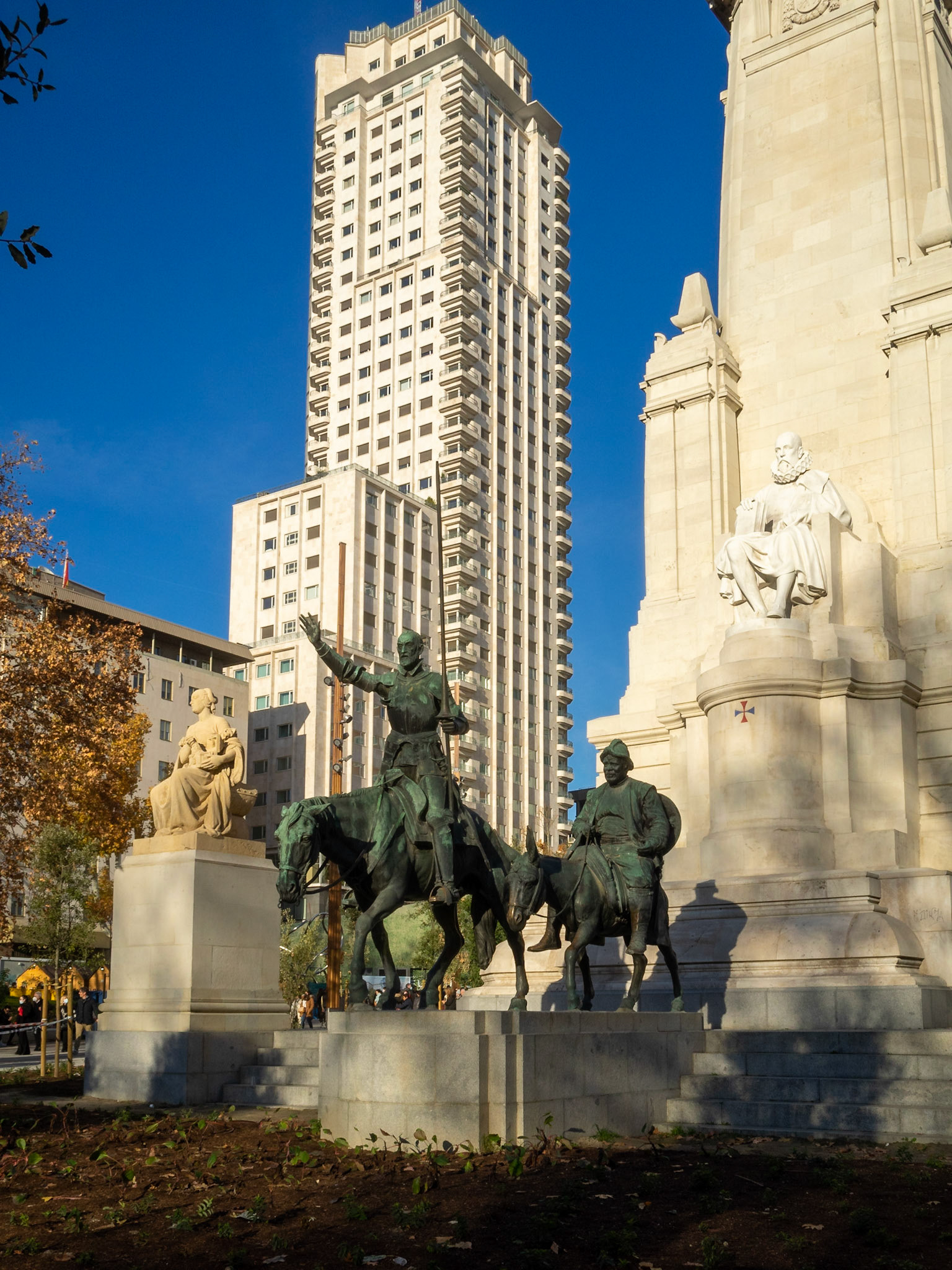 Don Quixote and Sancho Panza, bronze statues, in the Cervantes Monument in Plaza de España, Madrid