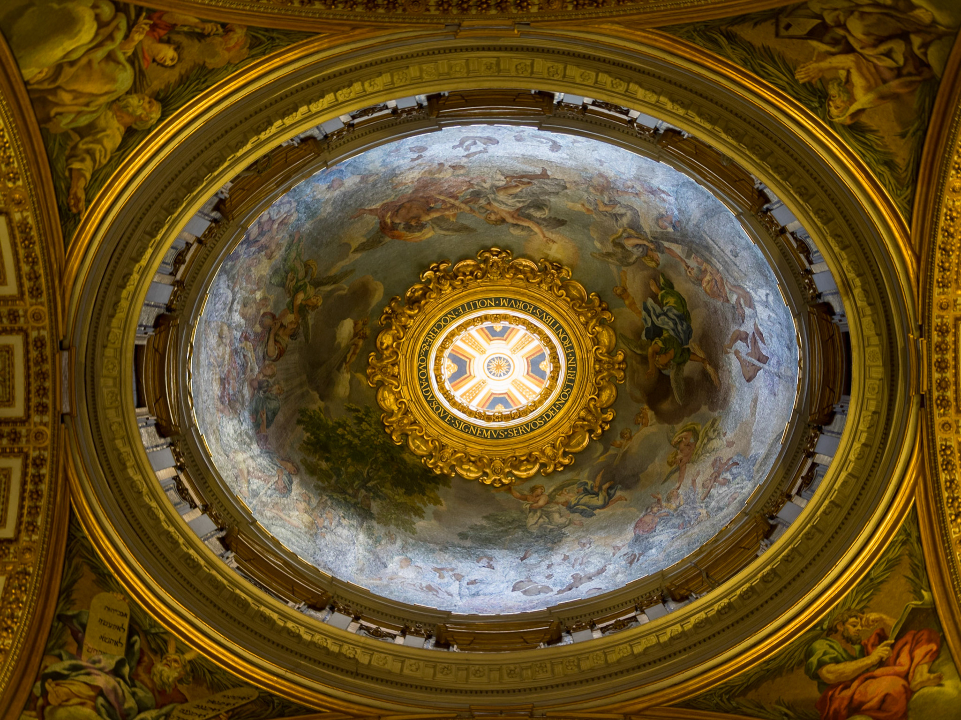 Side dome of St. Peter's basilica