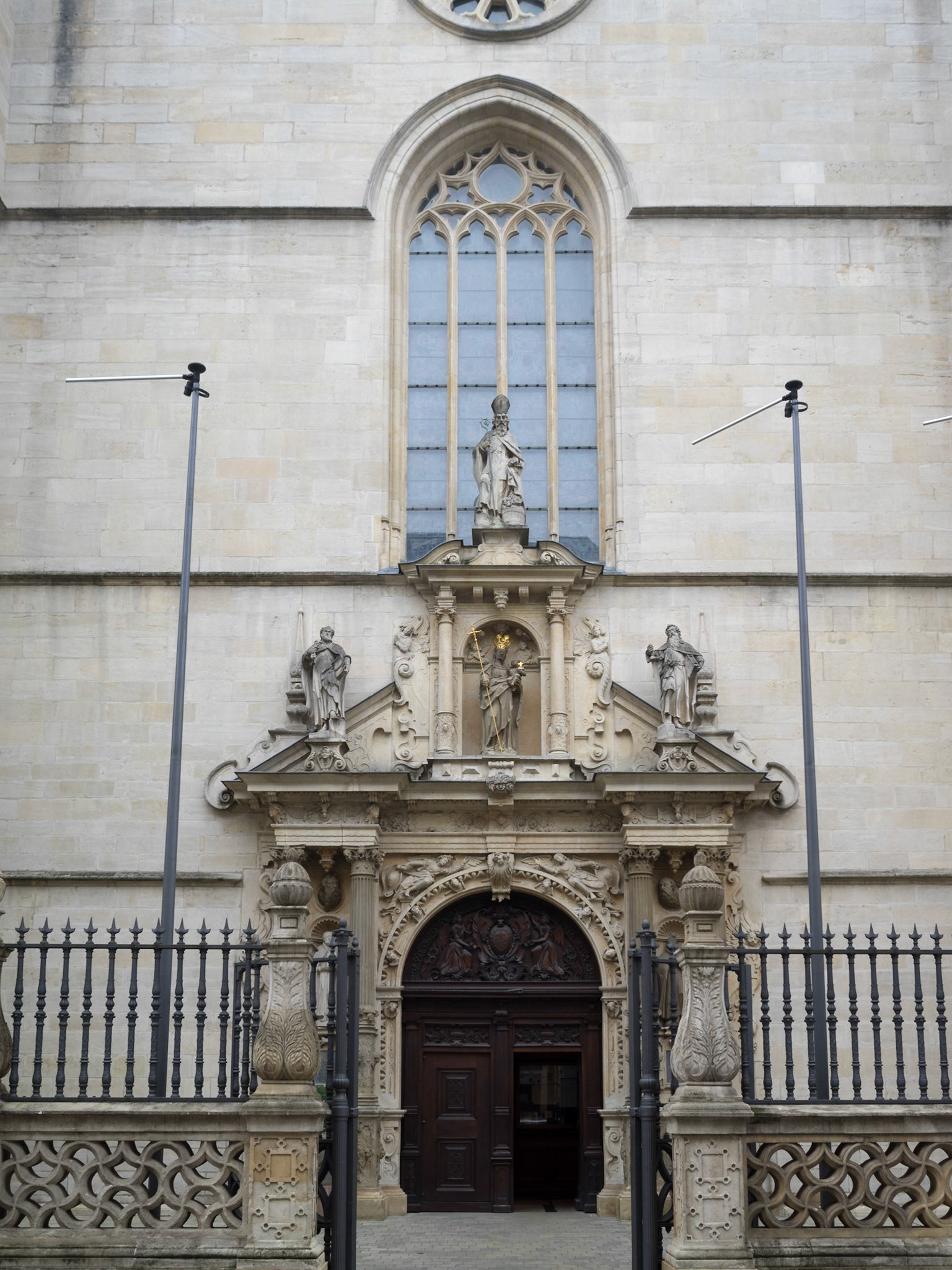 Cathedral of Our Lady of Luxembourg doorway