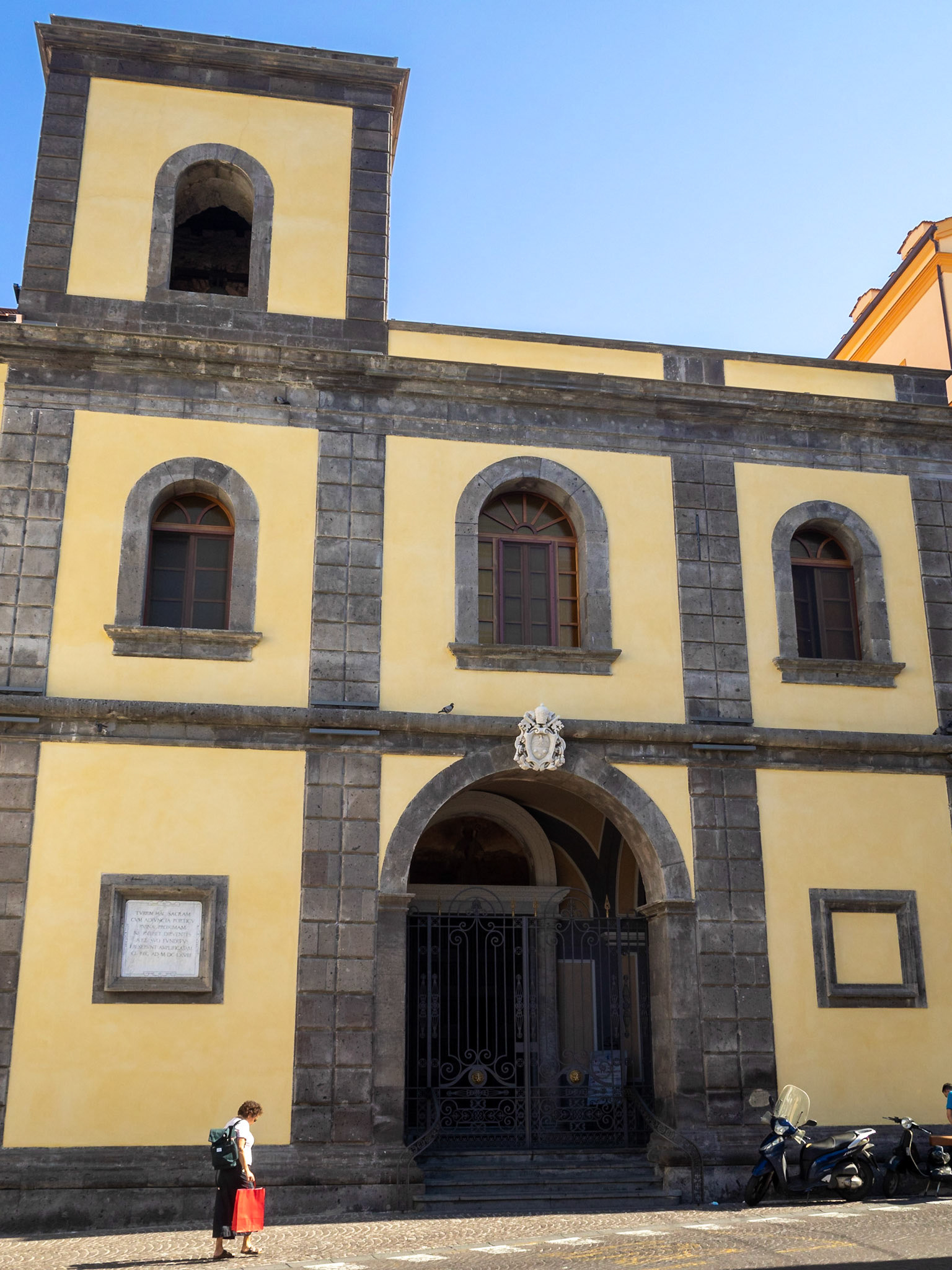 Facade of the Basilica di Sant'Antonino, Sorrento