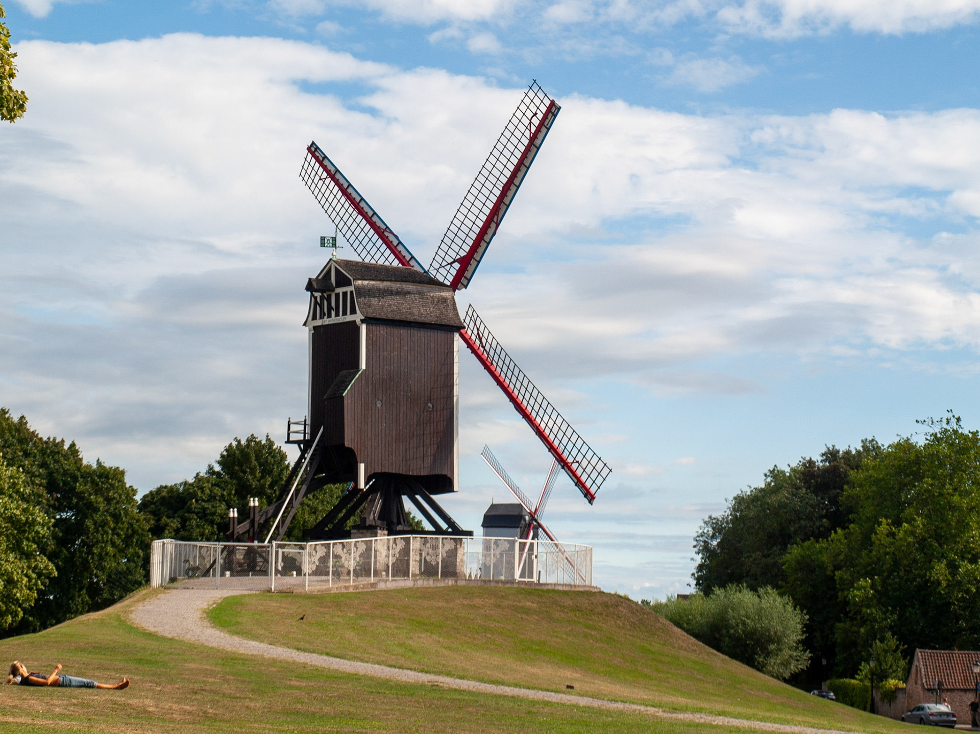 Sint-Janshuismolen (Sint-Janshuis Mill)
