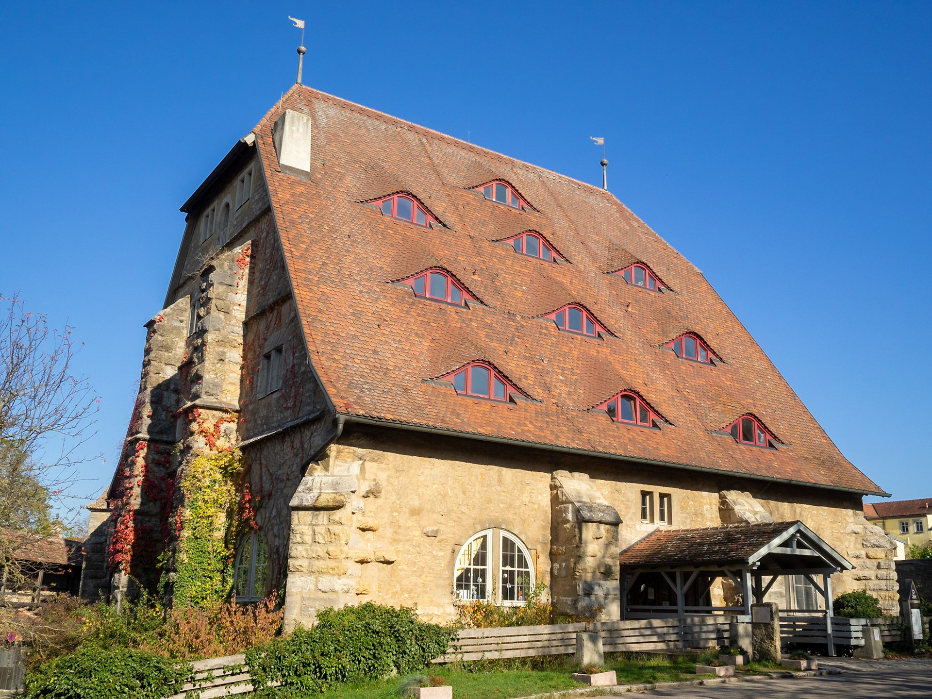 Rothenburg ob der Tauber Rossmuhle building