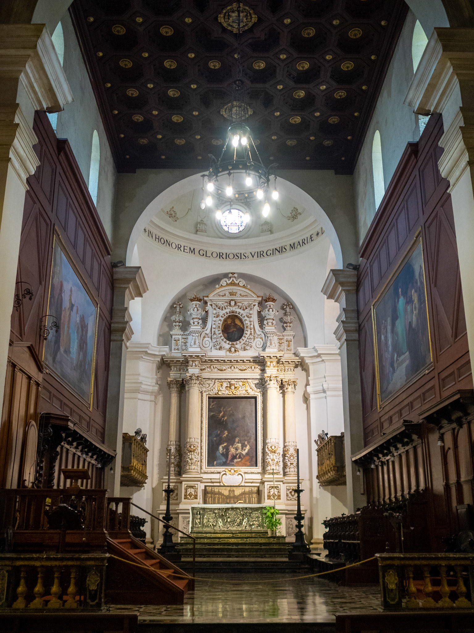 High altar and choir of the Cathedral of Syracuse