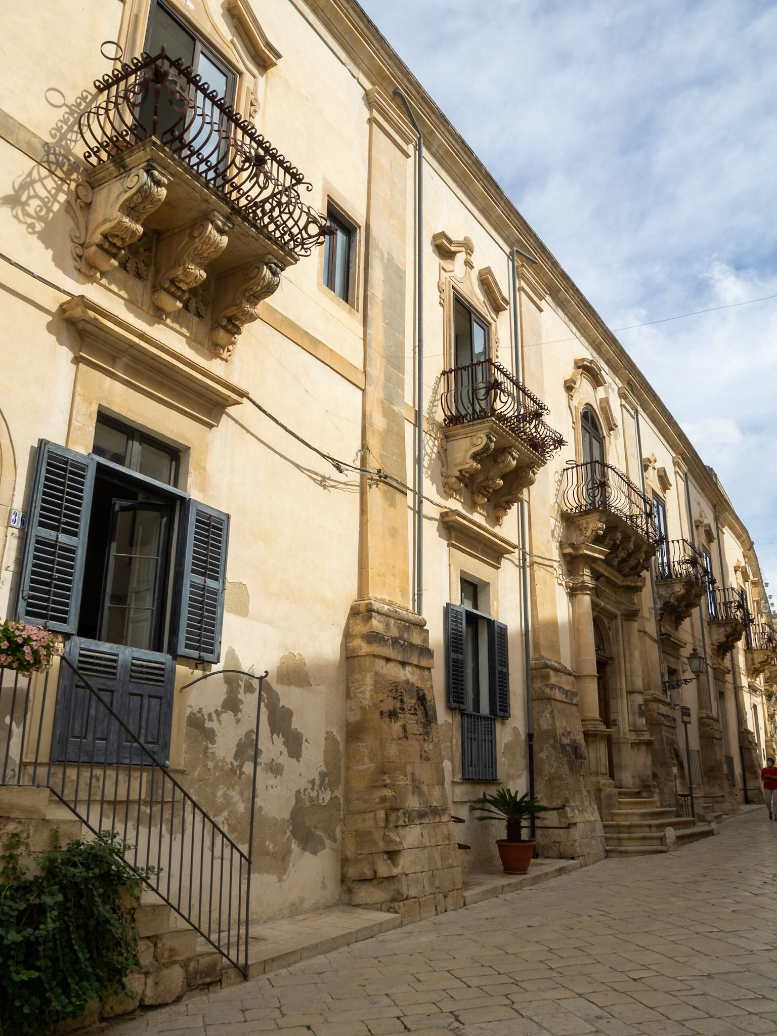 Palazzo Spadaro facade, Scicli