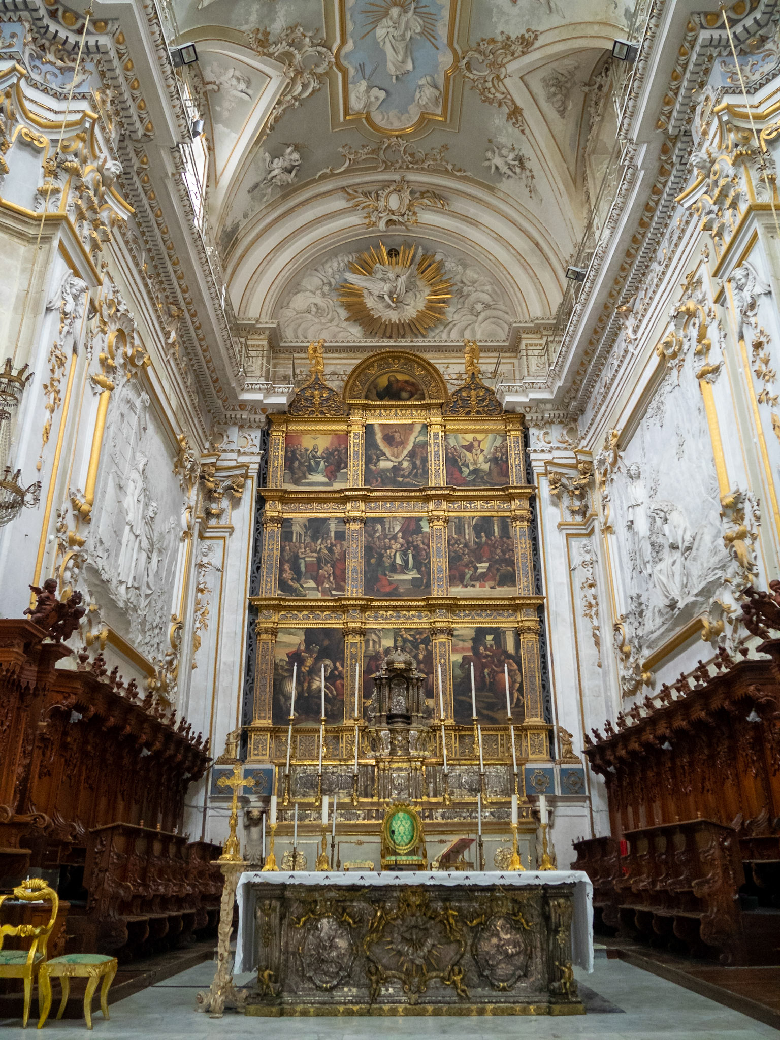 High altar and choir of Duomo di San Giorgio, Modica