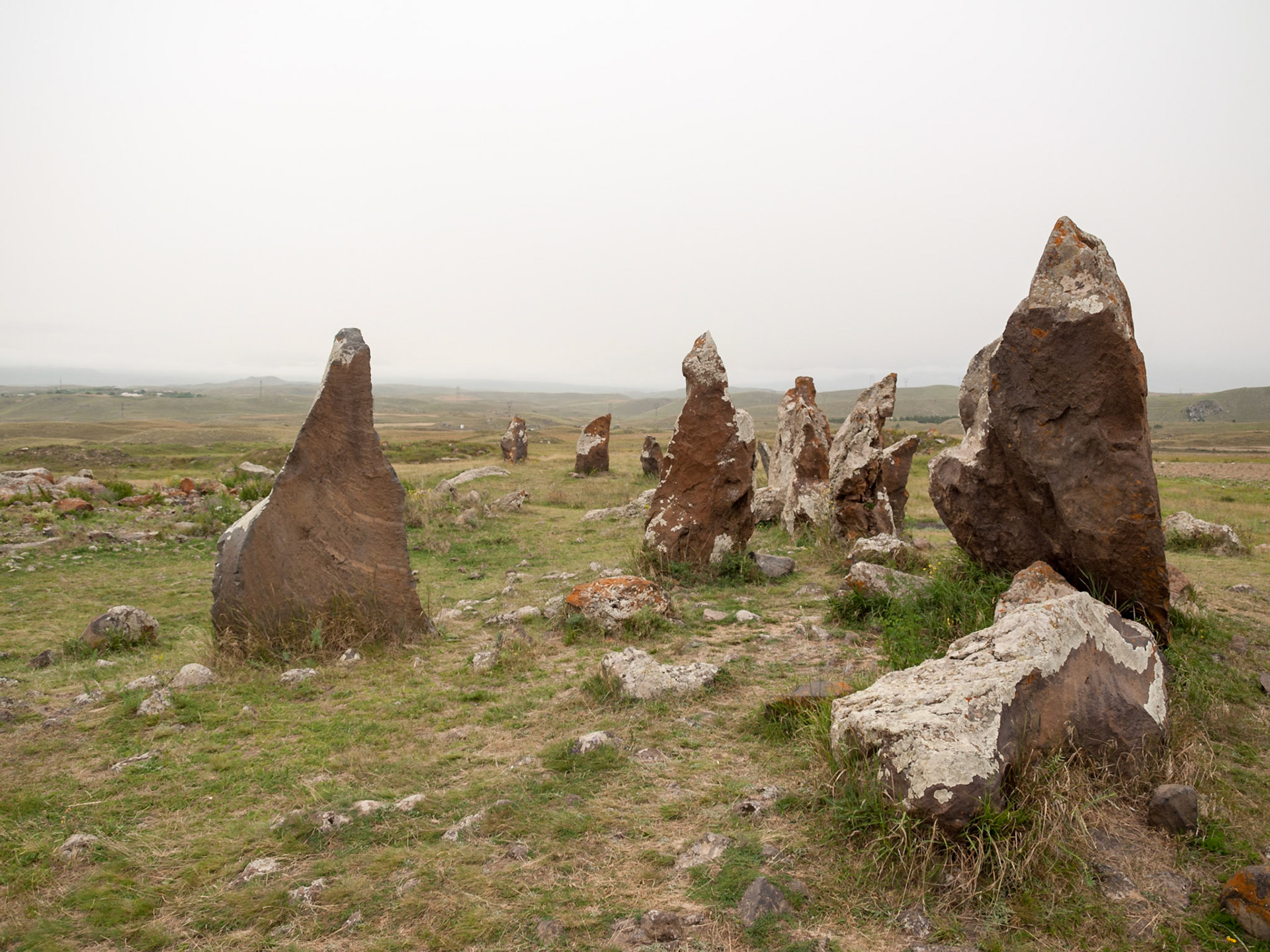 Zorats Karer, astronomic observatory