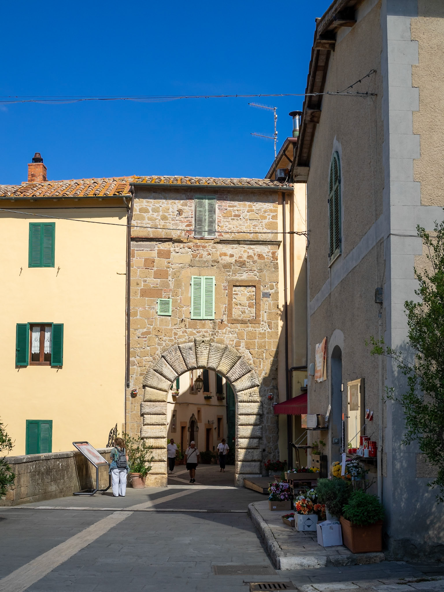Porta Ferrini, Sorano