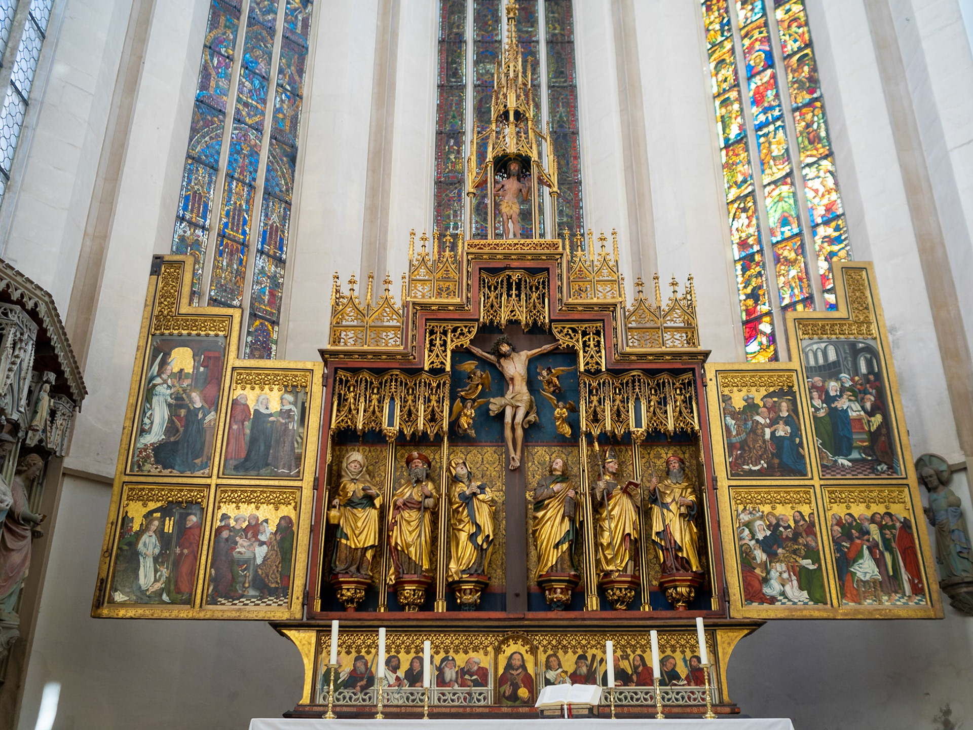 Main altar of Rothenburg ob der Tauber St. Jakob Church by Friedrich Herlin