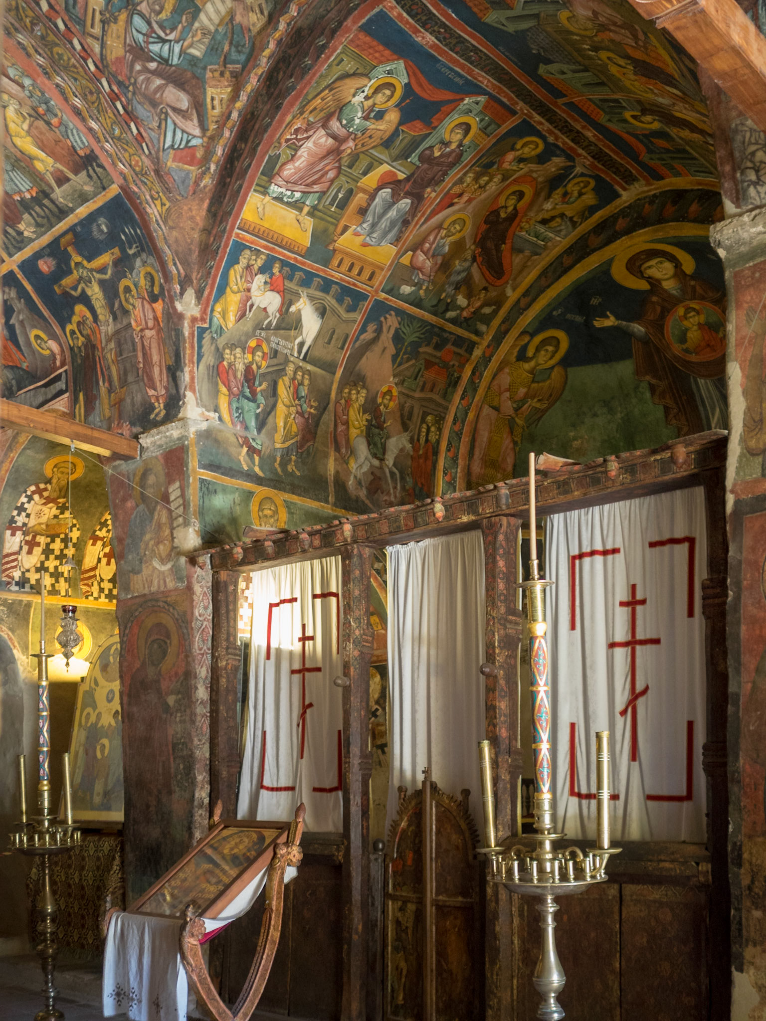 Agios Ioannis Lampadistis Monastery interior frescos