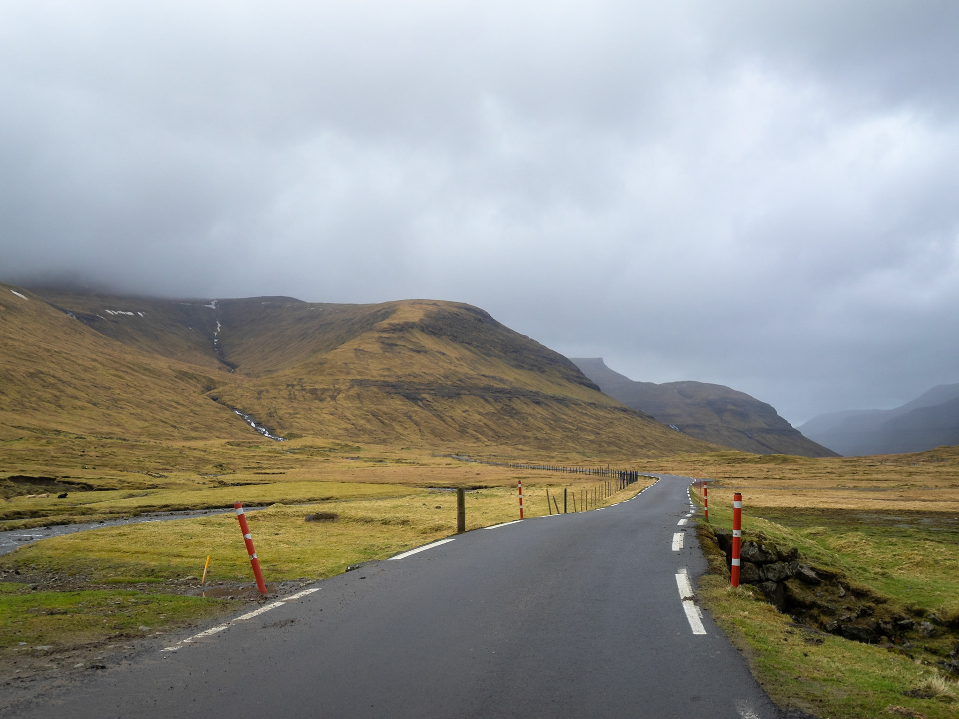 The road across Saksunardalur valley