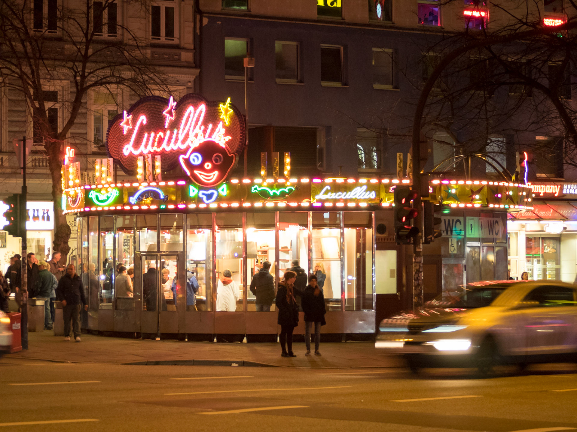 Hamburg street at night