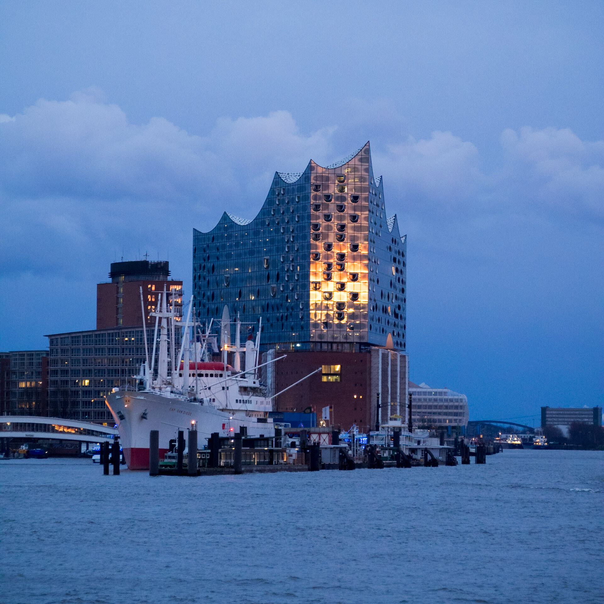 Elbphilharmonie building with sunset light reflected