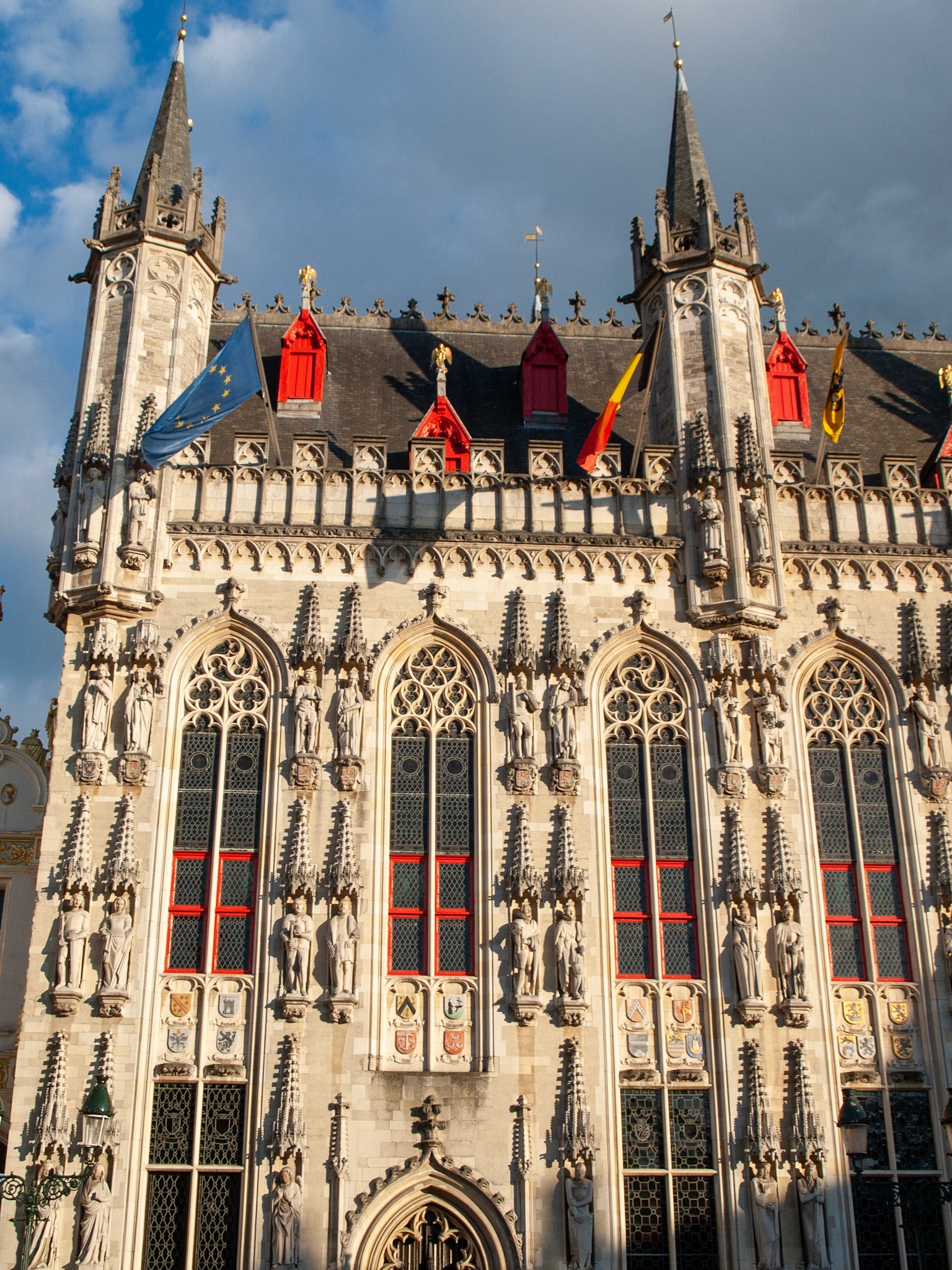 Bruges Stadhuis facdae detail