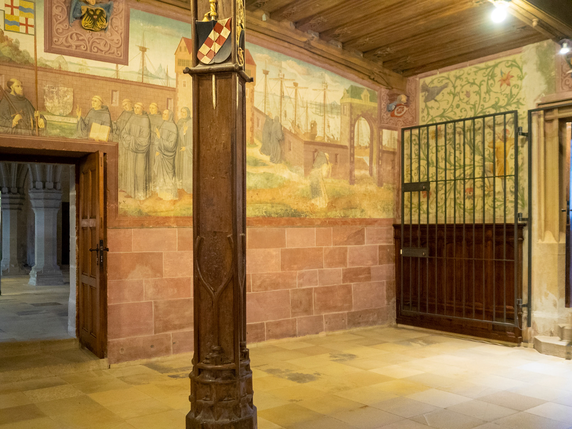 Bebenhausen Abbey refectory decorated with wall frescos