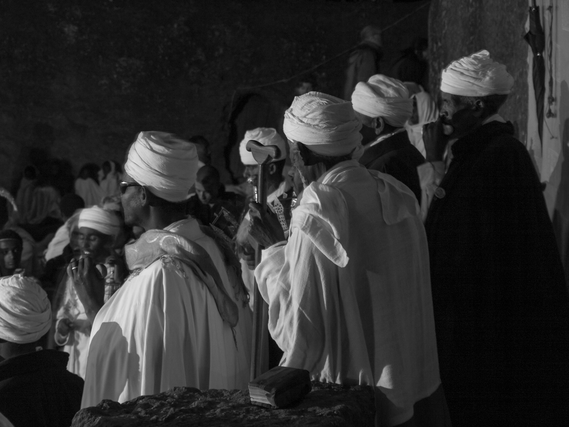 Ethiopian priest pray in Lalibela in Easter