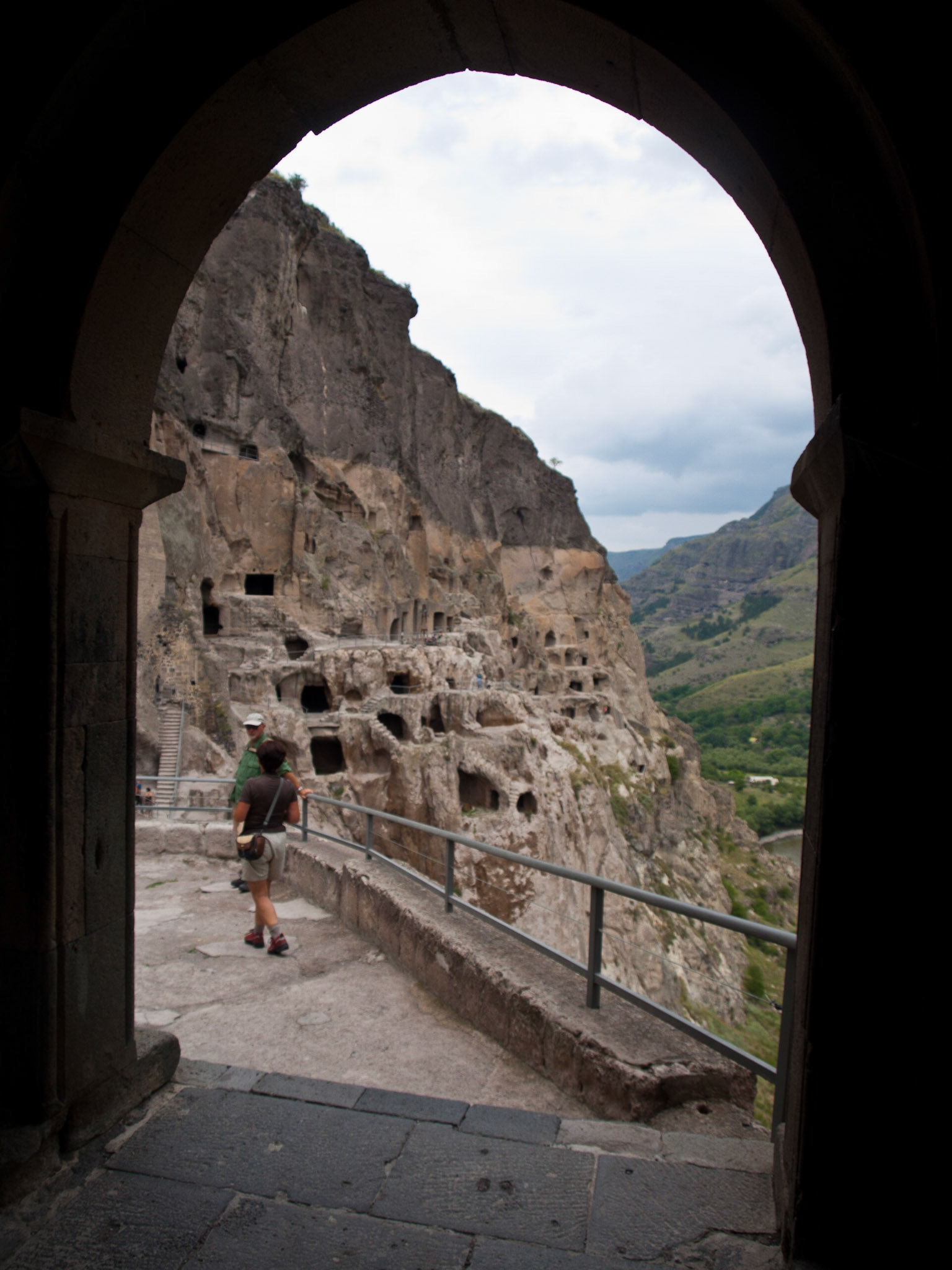 Vardzia cave city