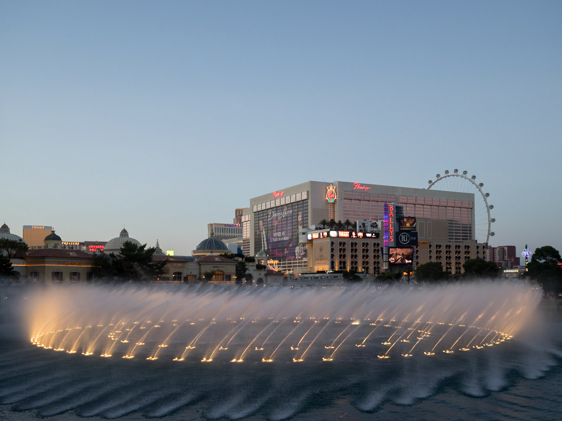 Bellagio Hotel and Casino fountains light show