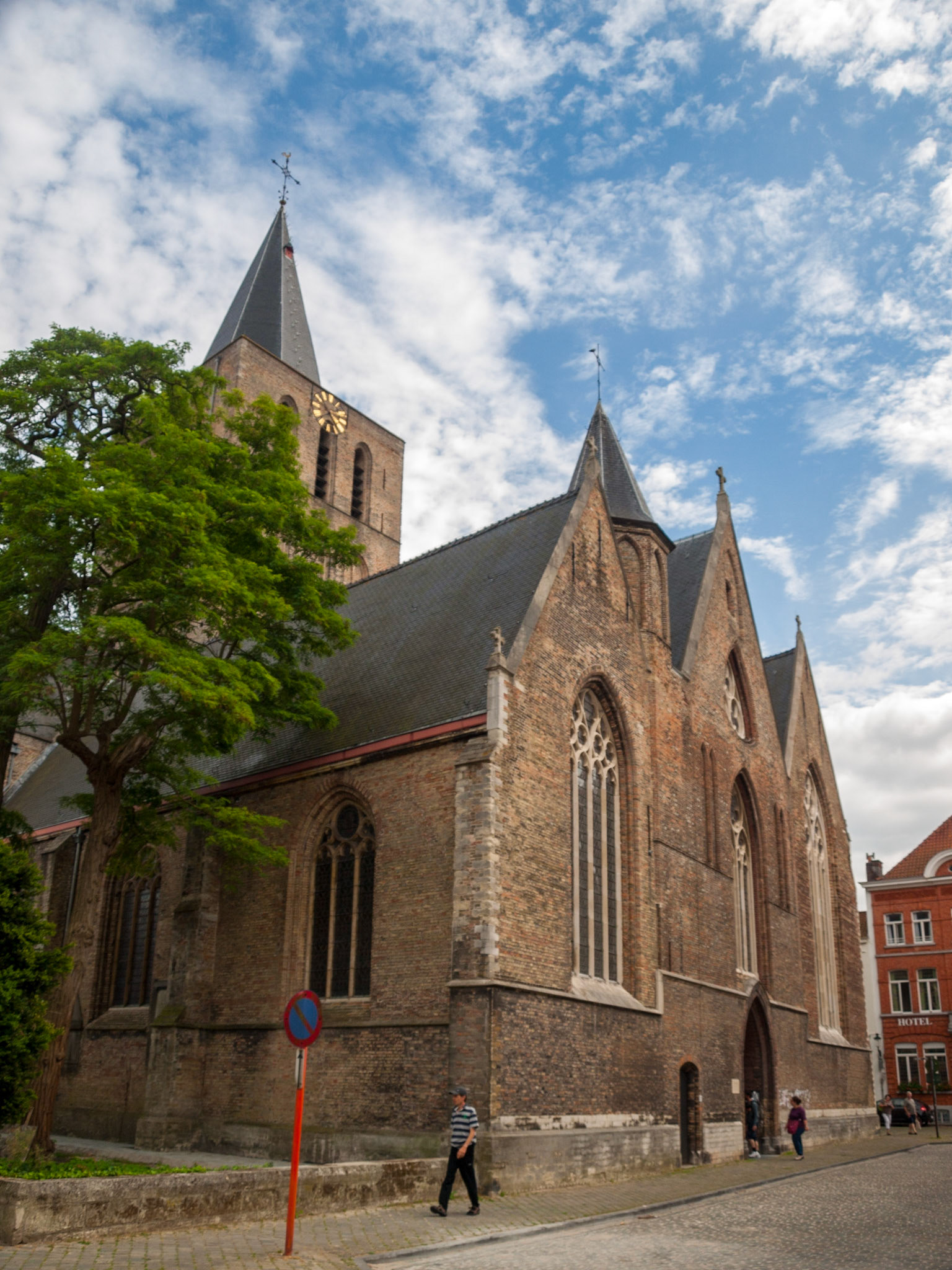 Bruges Saint Gile's church facade