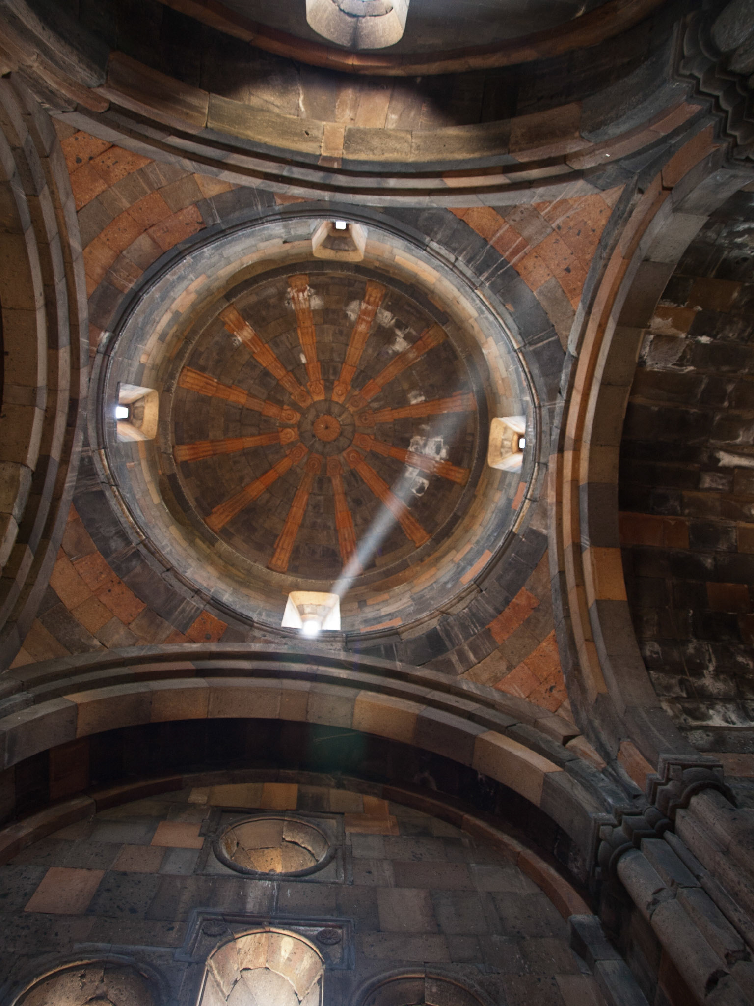 Hovhannavank monastery interior dome view