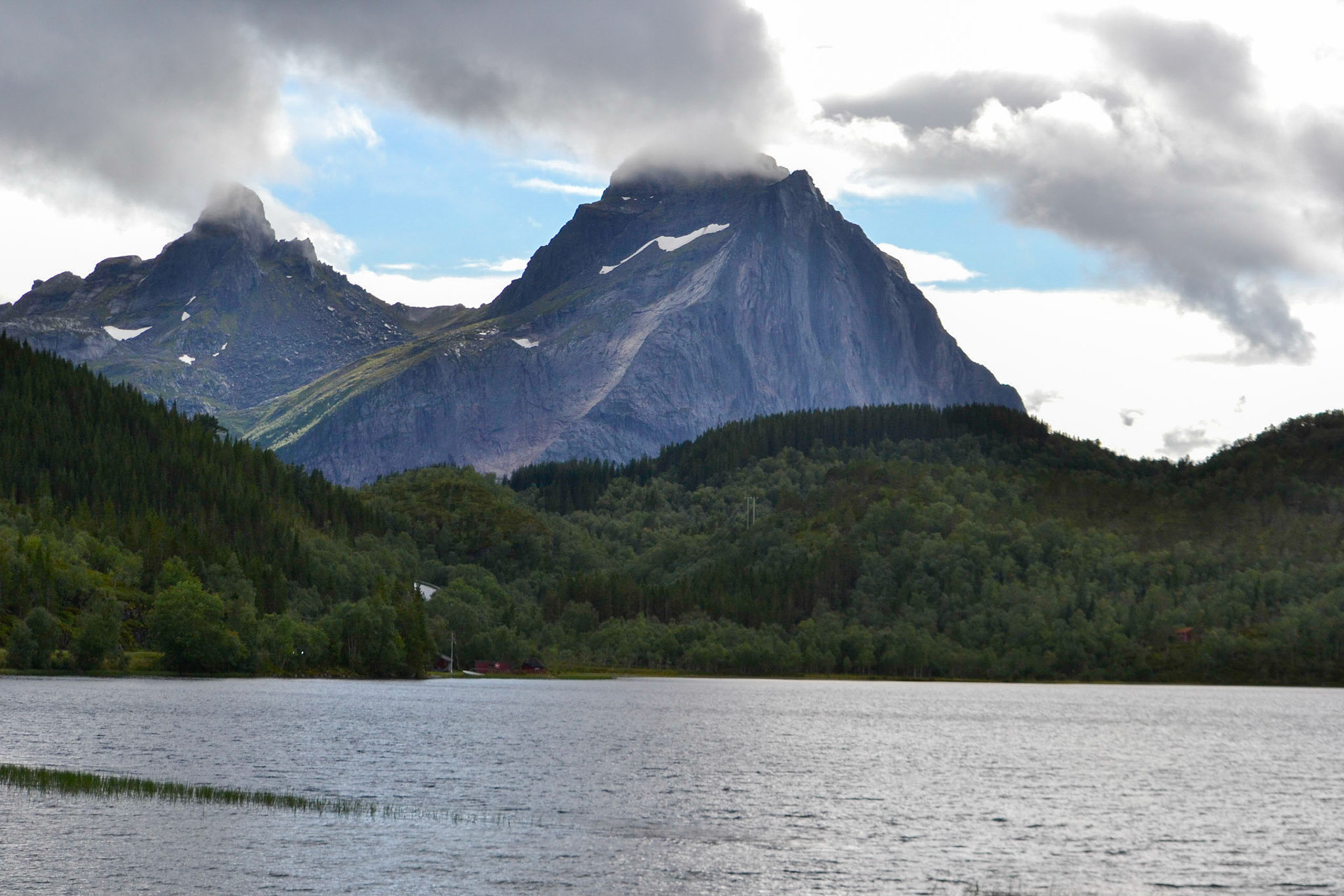 Mer et montagne, entremêlées