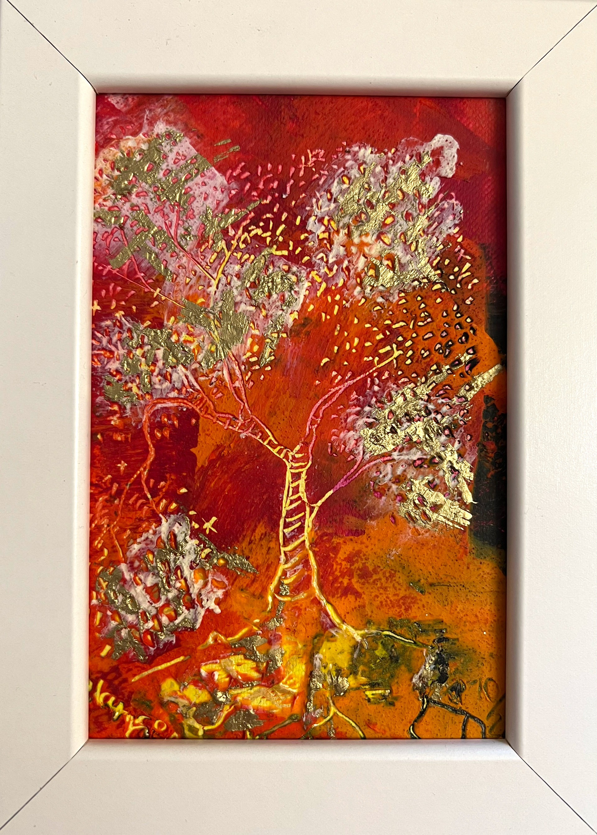 Der Springinsfeld unter den Schatzbäumen - nein, die Wurzeln stehen fest - er hat den Trick raus, seine goldenen Blätter „springen zu lassen“! 9x14 cm Ölfarbe mit Coldwax auf ÖlmalPapier 200g/qm