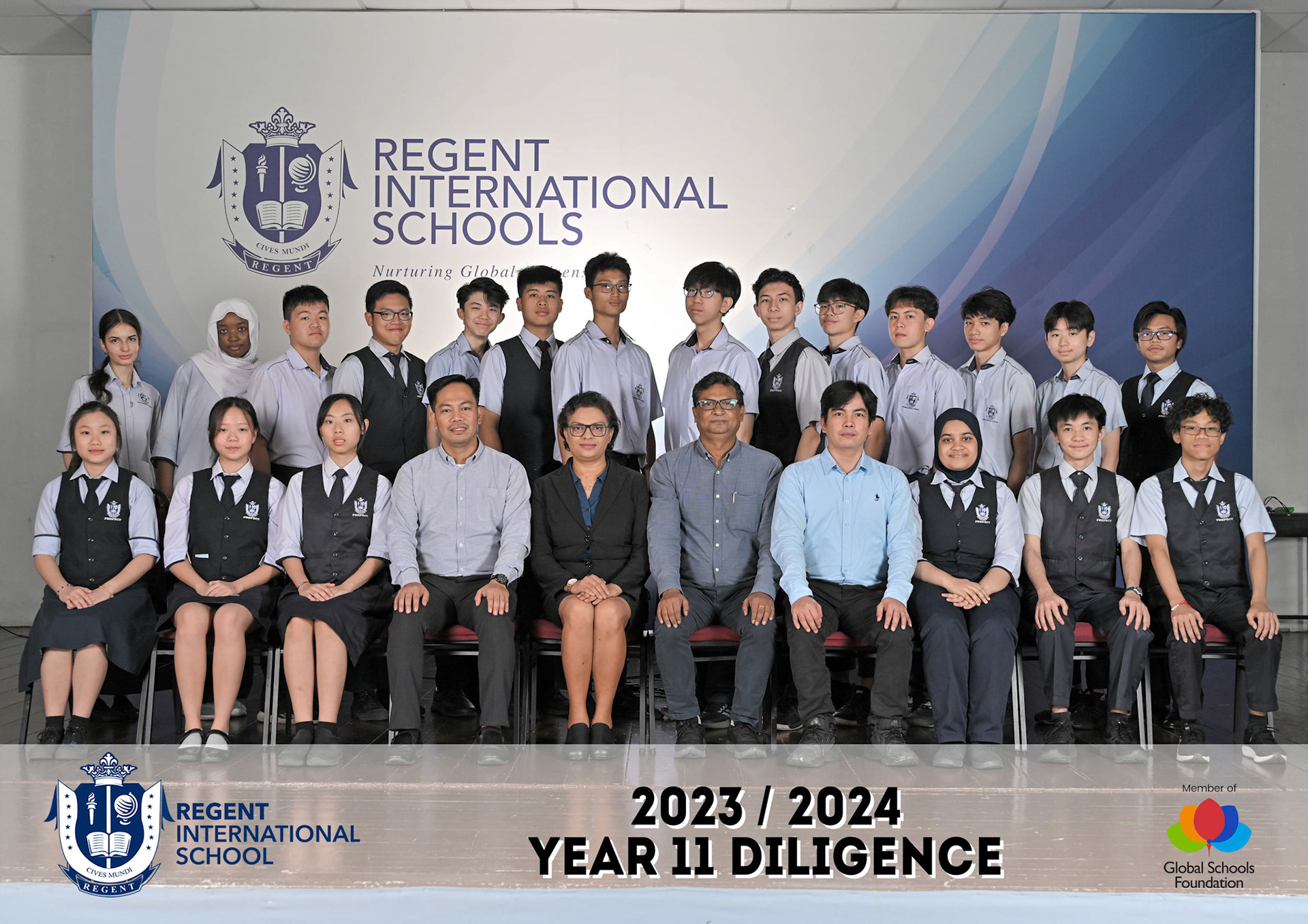 Class Photo Formal Pose with Design