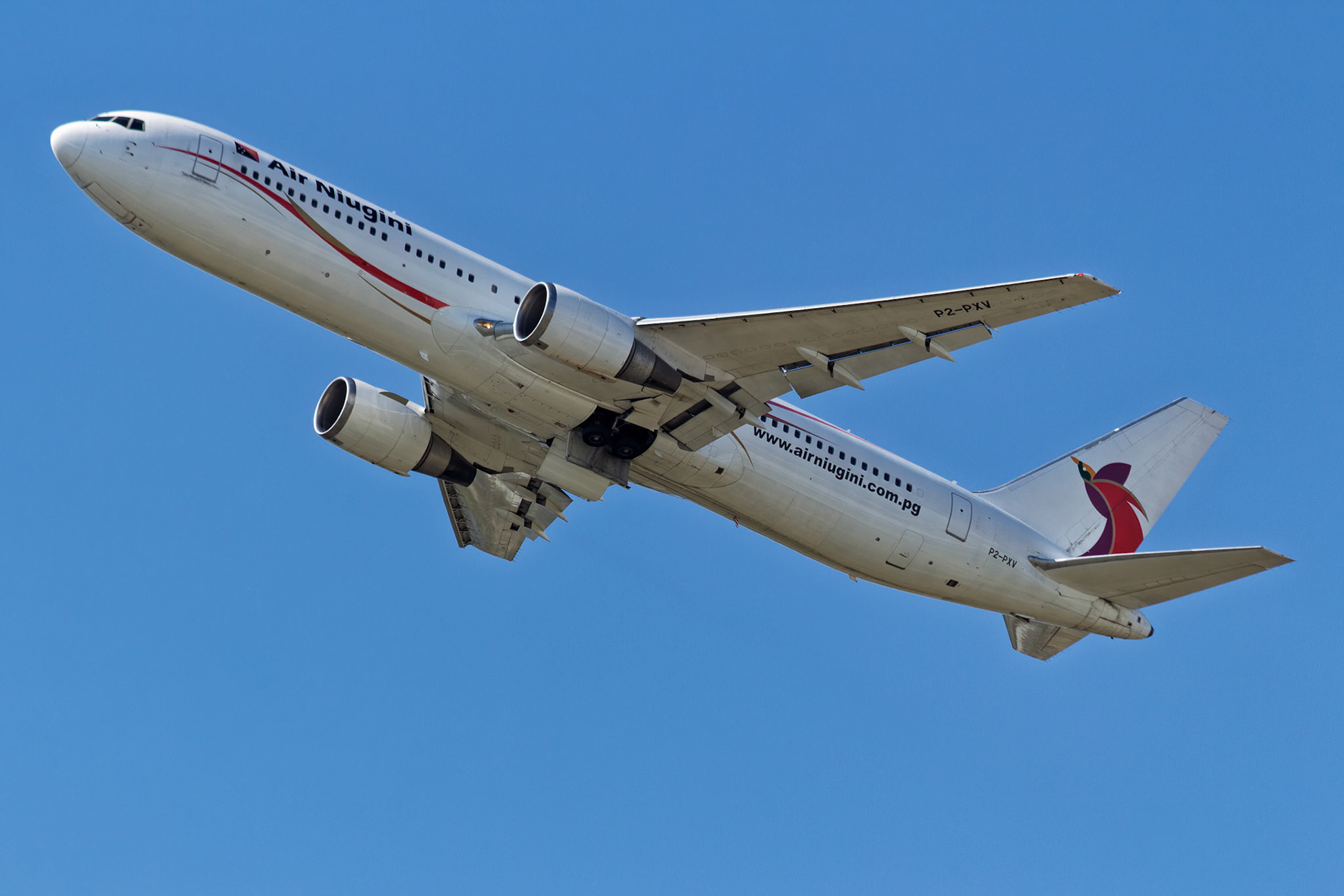 Air Niugini Boeing 767-341(ER) [P2-PXV] Departing Brisbane Airport, Australia