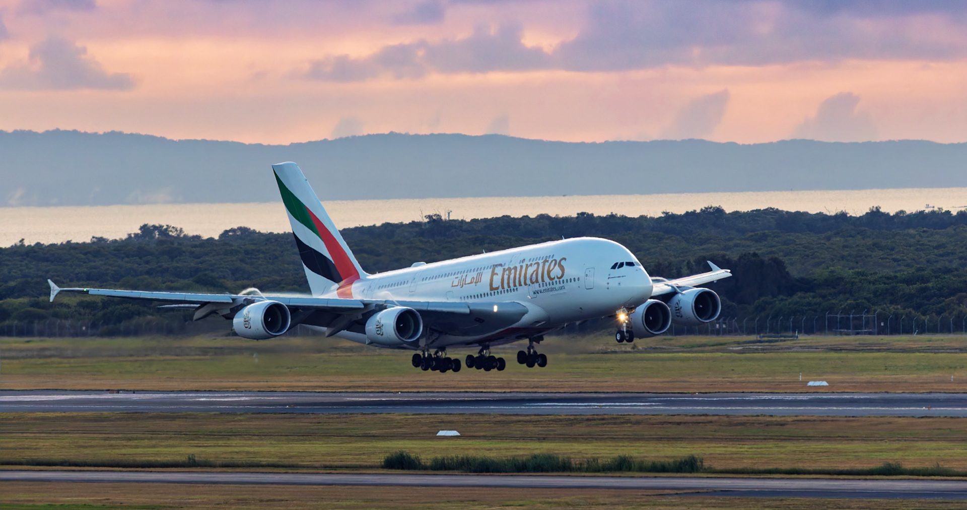 Emirates Airbus A380-861 [A6-EOF] Arriving from Dubai at the Brisbane International Airport, Australia