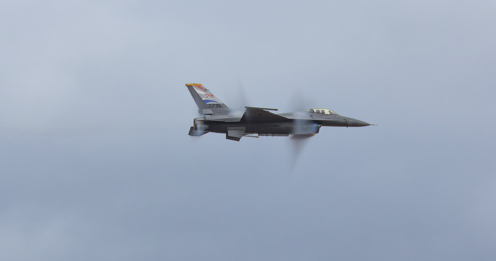 US AIr Force F-16 (90-0736) with the Tail scheme for the 70th anniversary of the U.S. Republic of Korea Alliance on display at the Avalon Airshow in Victoria, Australia