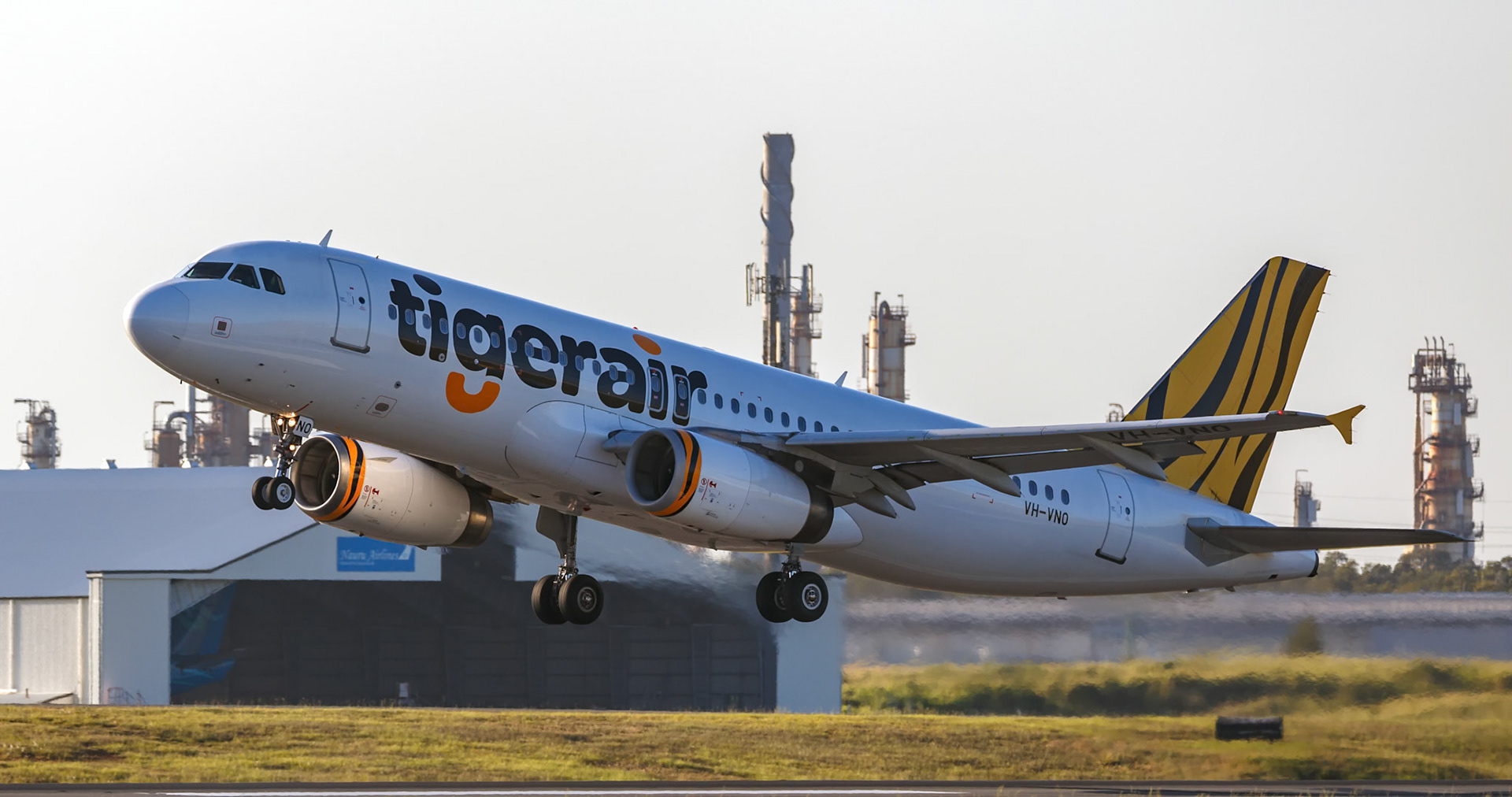 Tigerair Australia Airbus A320-200 [VH-VNO] Departing to Sydney. Departing from Brisbane Airport, Australia.