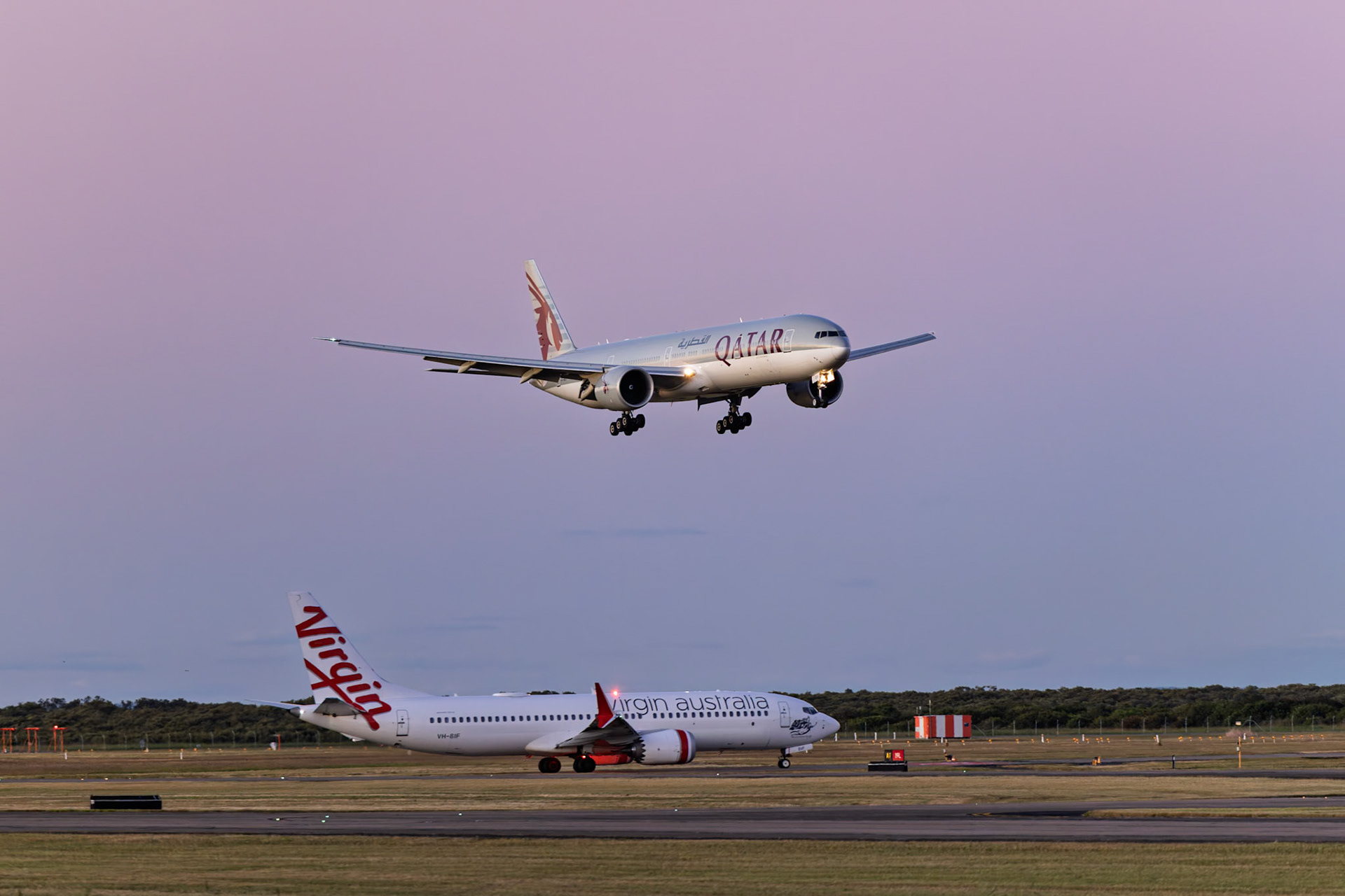Qatar Airways Boeing 777-3DZ(ER) [A7-BEV], Arriving from Doha at Brisbane International Airport, Australia