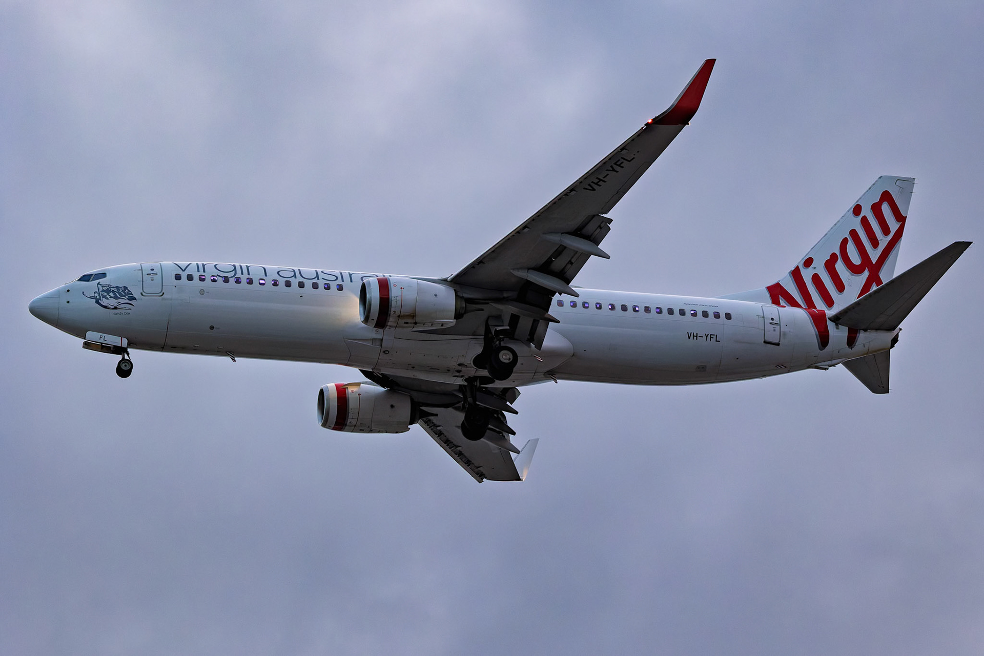 Virgin Australia Boeing 737-8FE [VH-YFL] Arriving from Brisbane from The Mantra, Sydney Airport, Australia
