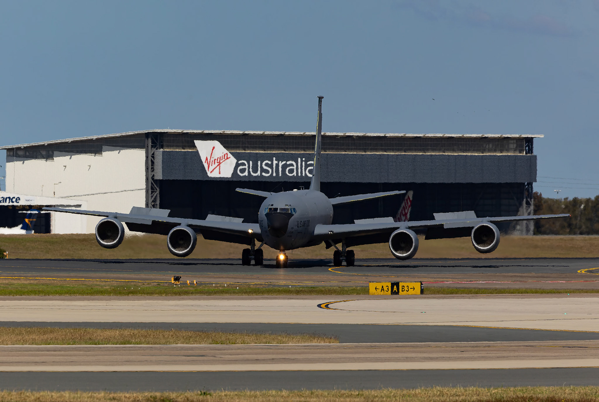 United States Air Force Boeing KC-135R Stratotanker 57-1439 Arriving at Brisbane, Australia