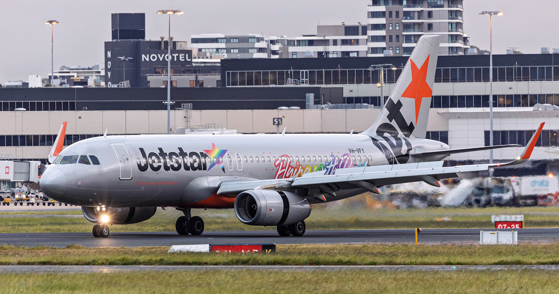 Jetstar Airbus A320-232 [VH-VFY] (Flying with Pride Livery) Arriving from Perth from the Sheps Mound, Sydney Airport, Australia