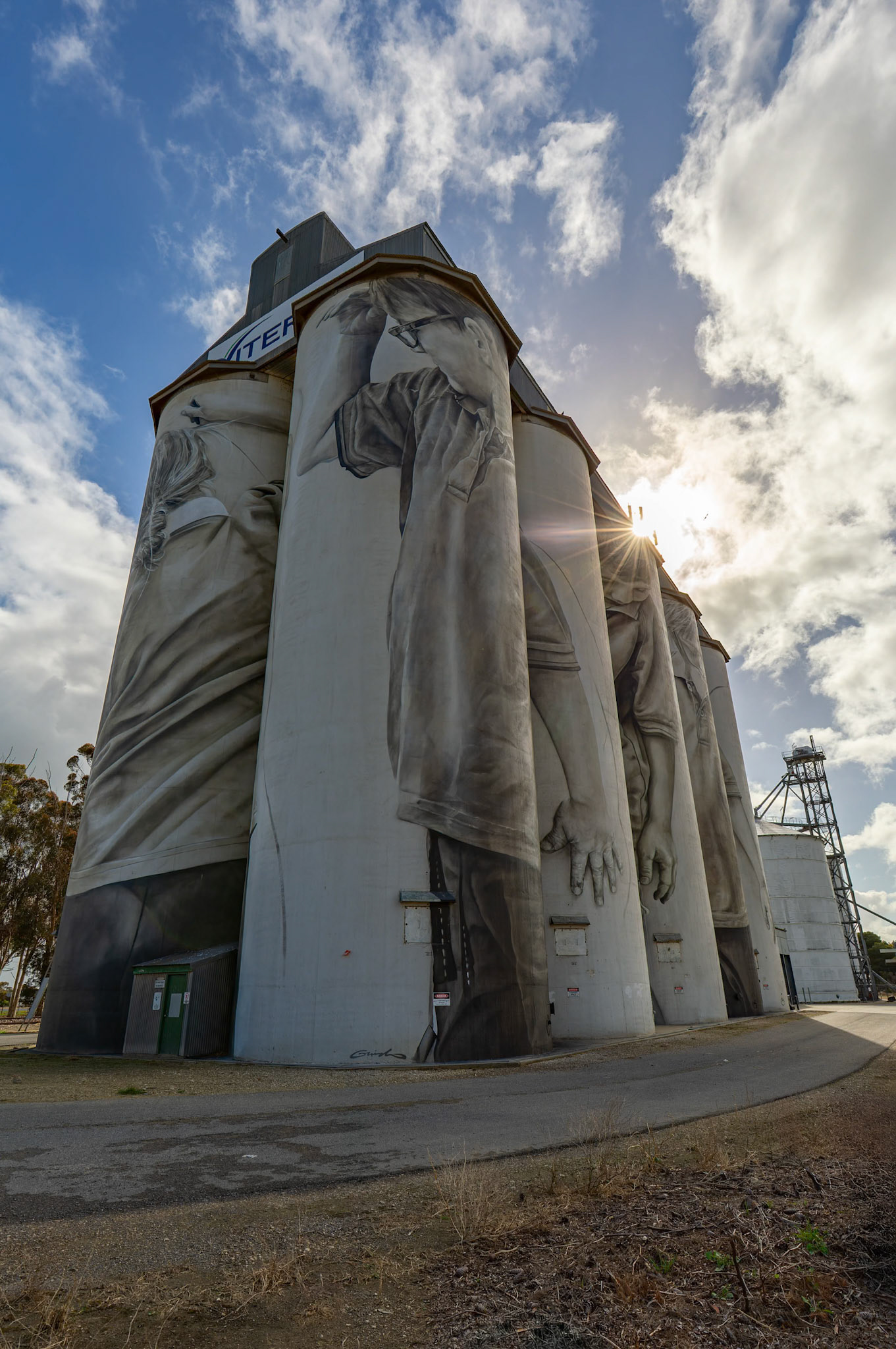 Coonalpyn Silo Mural in Coonalpyn, South Australia, Australia