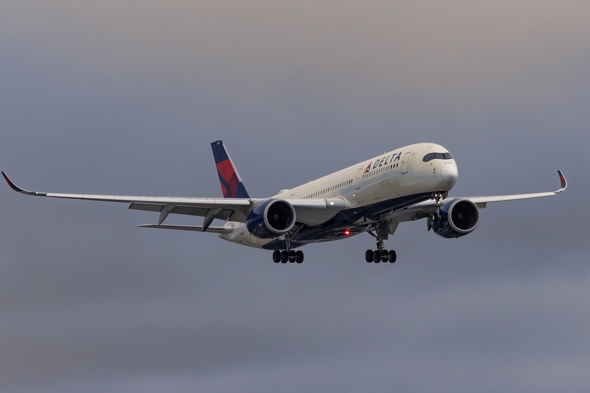 Delta Air Lines Airbus A350-941 [N512DN] Arriving from Los Angeles from the Sheps Mound, Sydney Airport, Australia