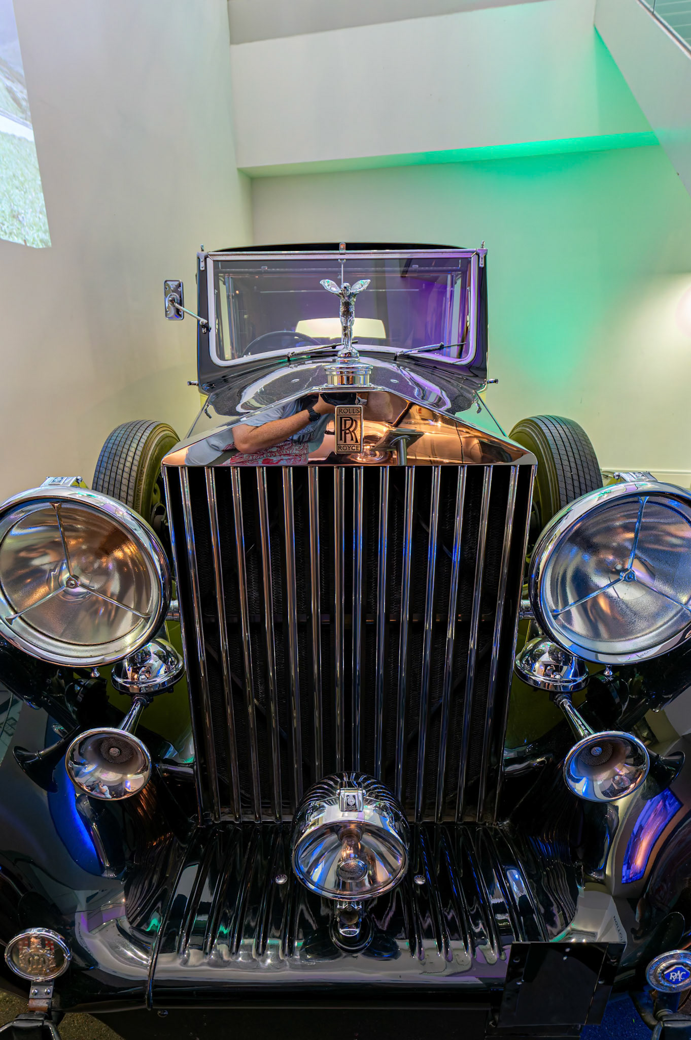 Rolls-Royce Phantom III from "Goldfinger", Bond in Motion in London, England